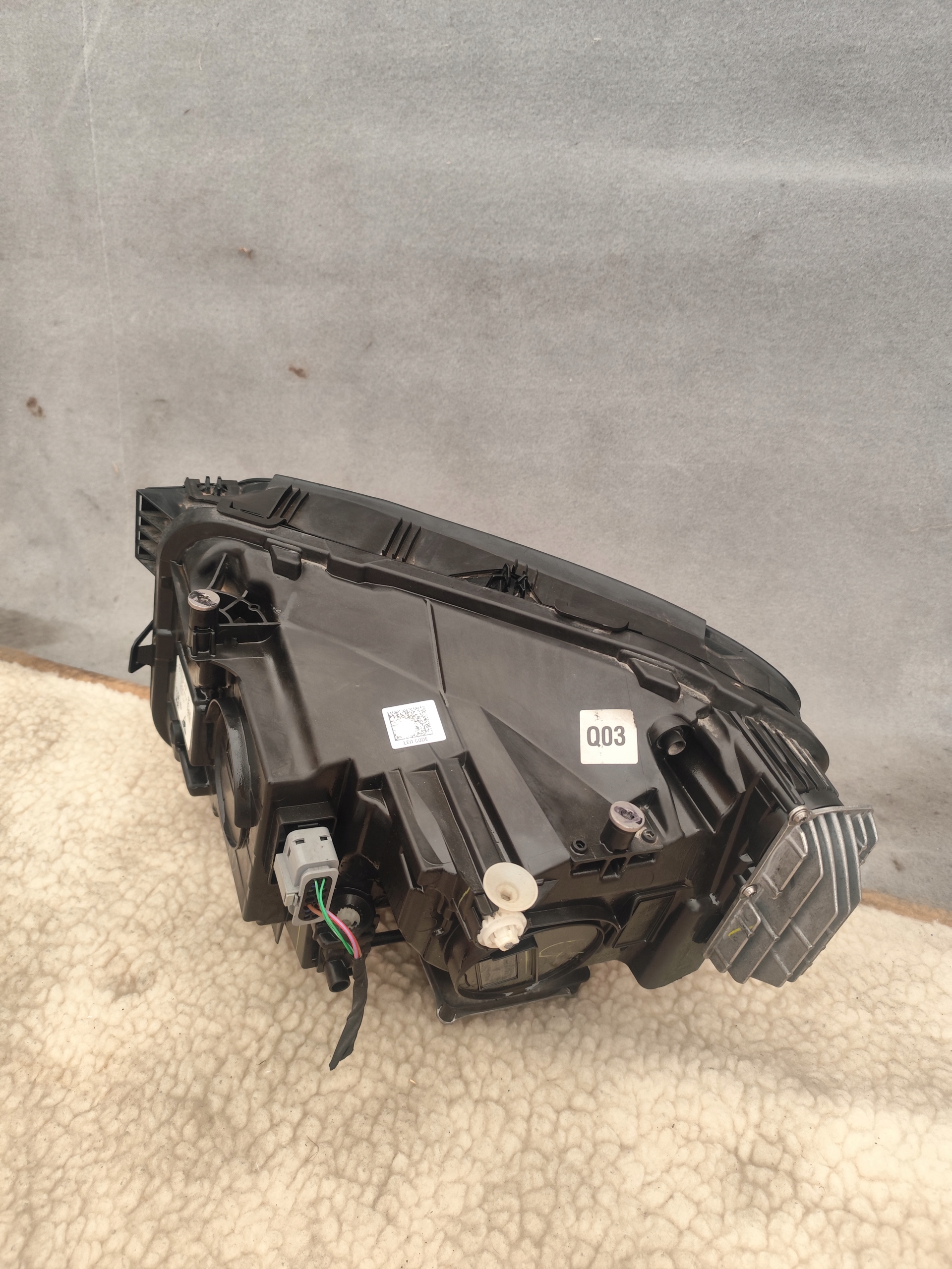 MERCEDES GLB 247 light front right LED HIGH PERFORMANCE