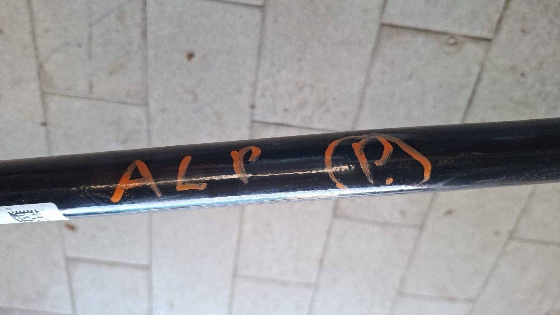 front active anti roll bar front Alpine A390 546113567R