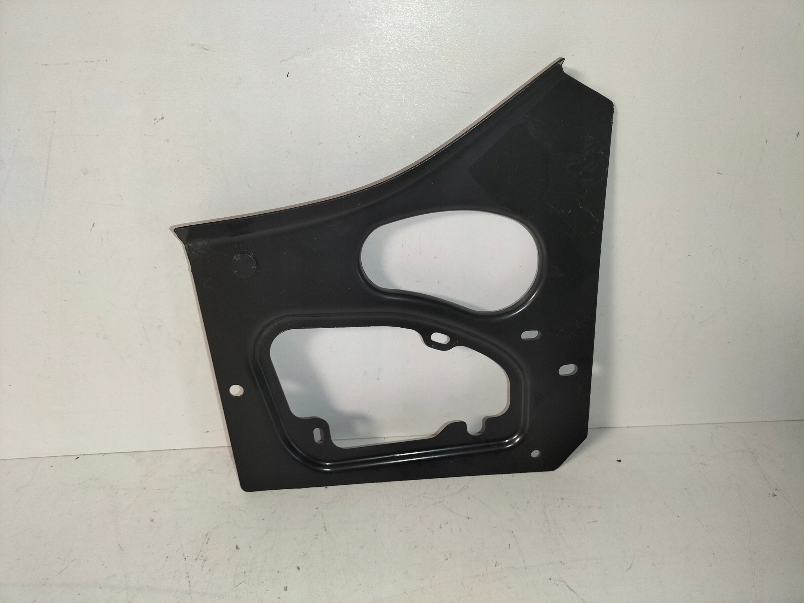 Support plaque Console Aile Avant Droit CITROEN BERLINGO PARTNER III 08-18
