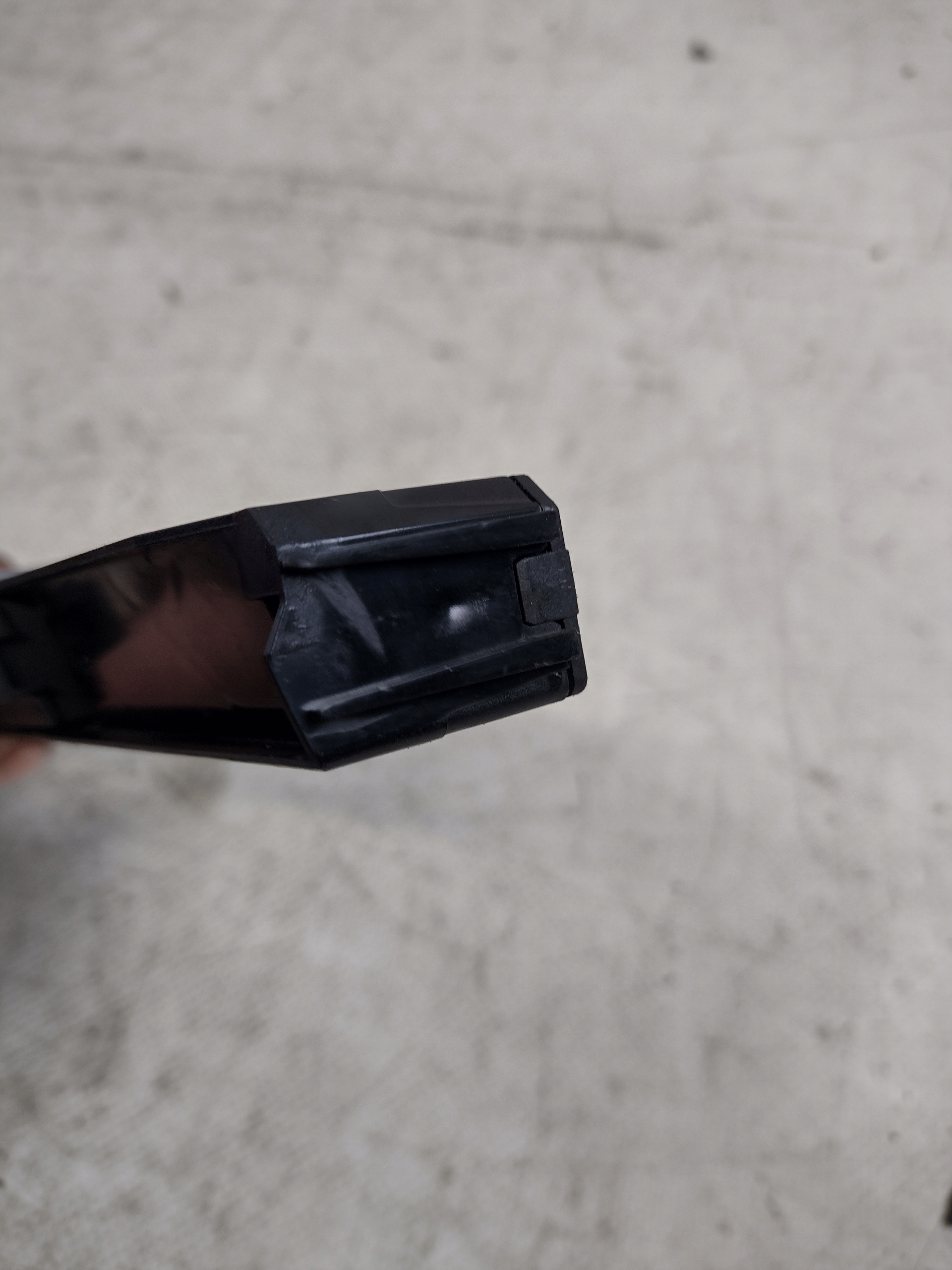 lichtschalter des warnblickschalters Opel Zafira B 13100105