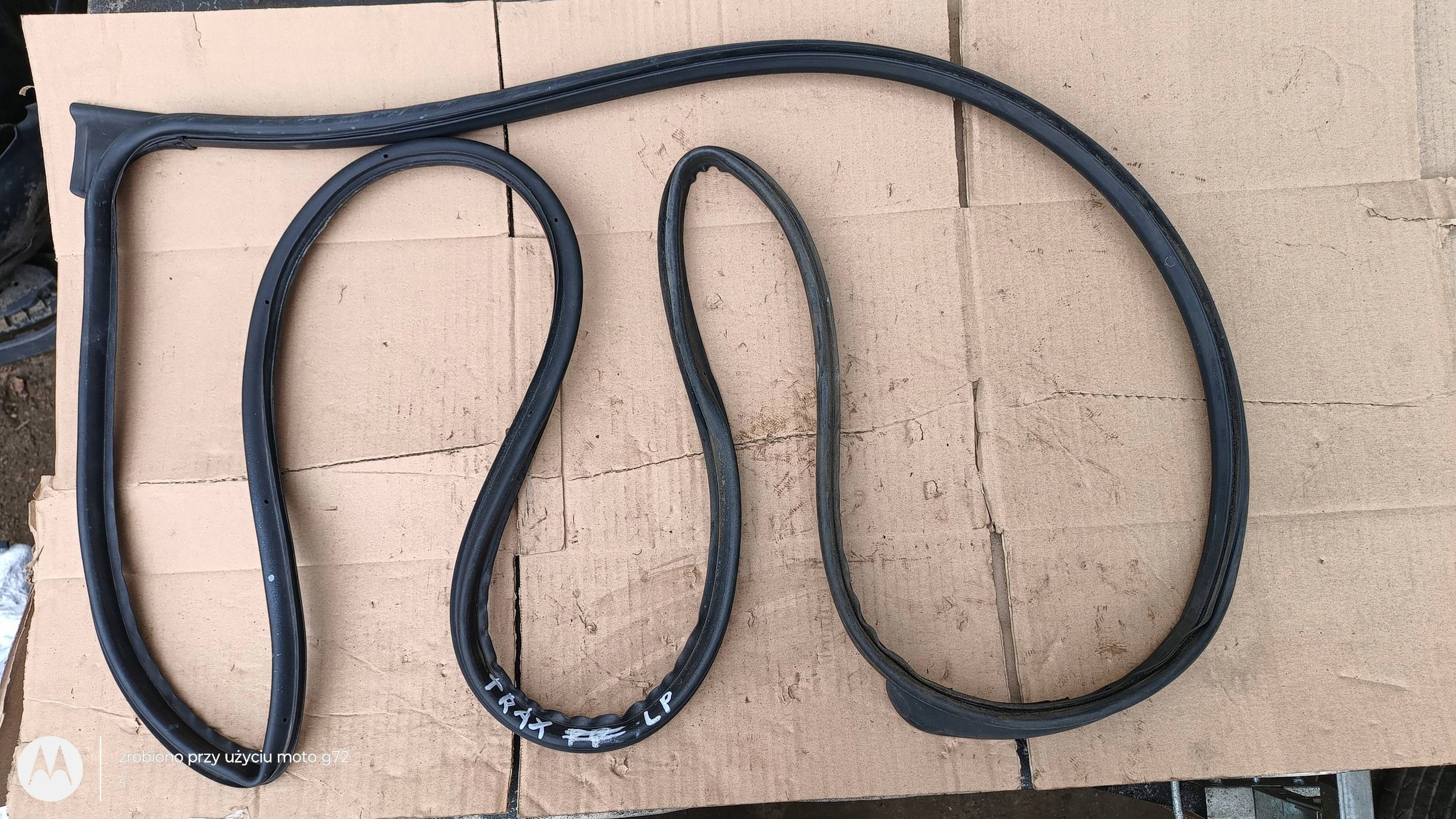 CHEVROLET TRAX gasket door left front 2013R