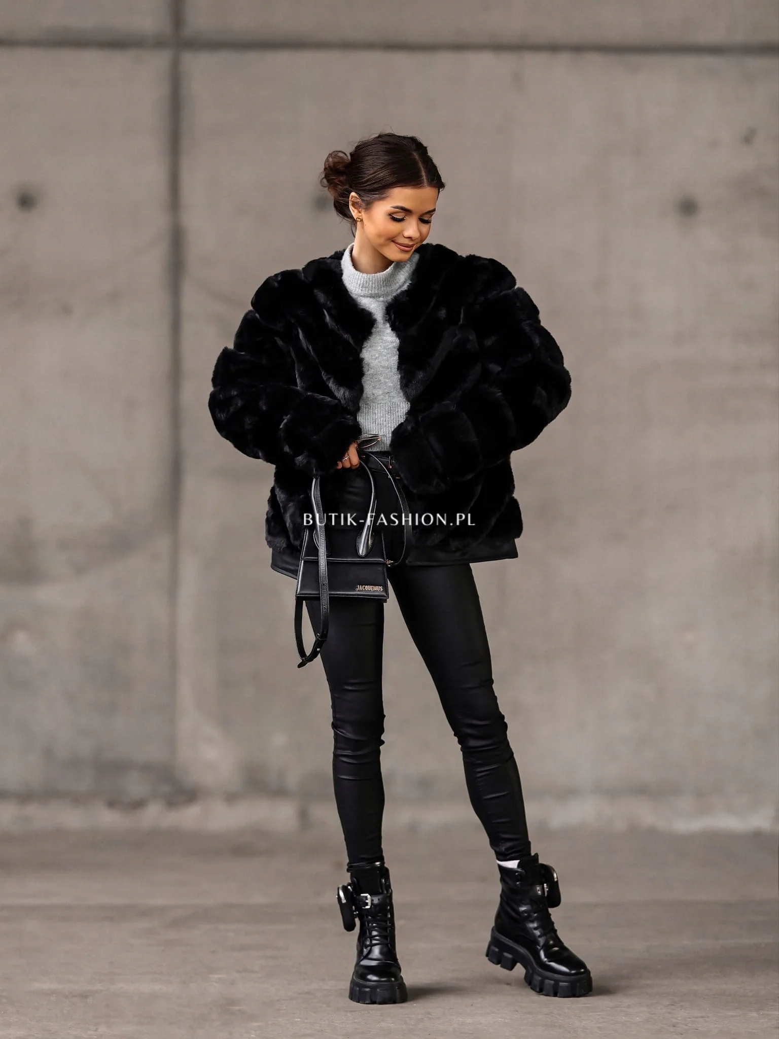 Umělé Kožešina zdobené konvexním prošíváním Černé Lakey S/m