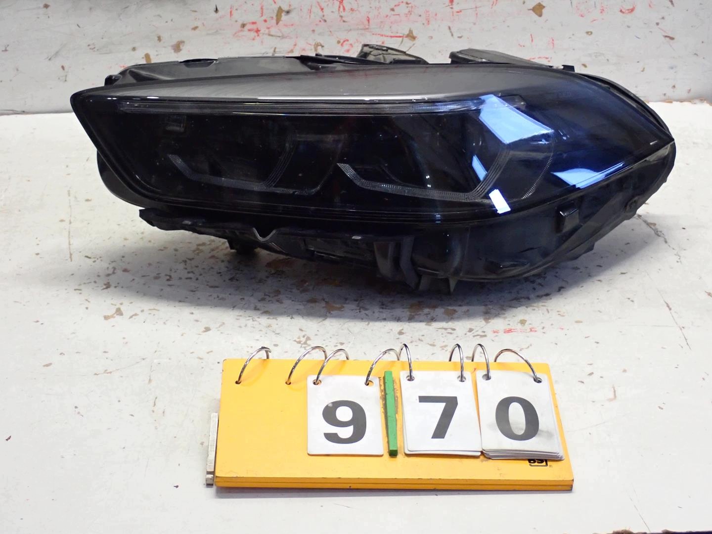 light front front left BMW 1 F40 2019- FULL LED 8082627