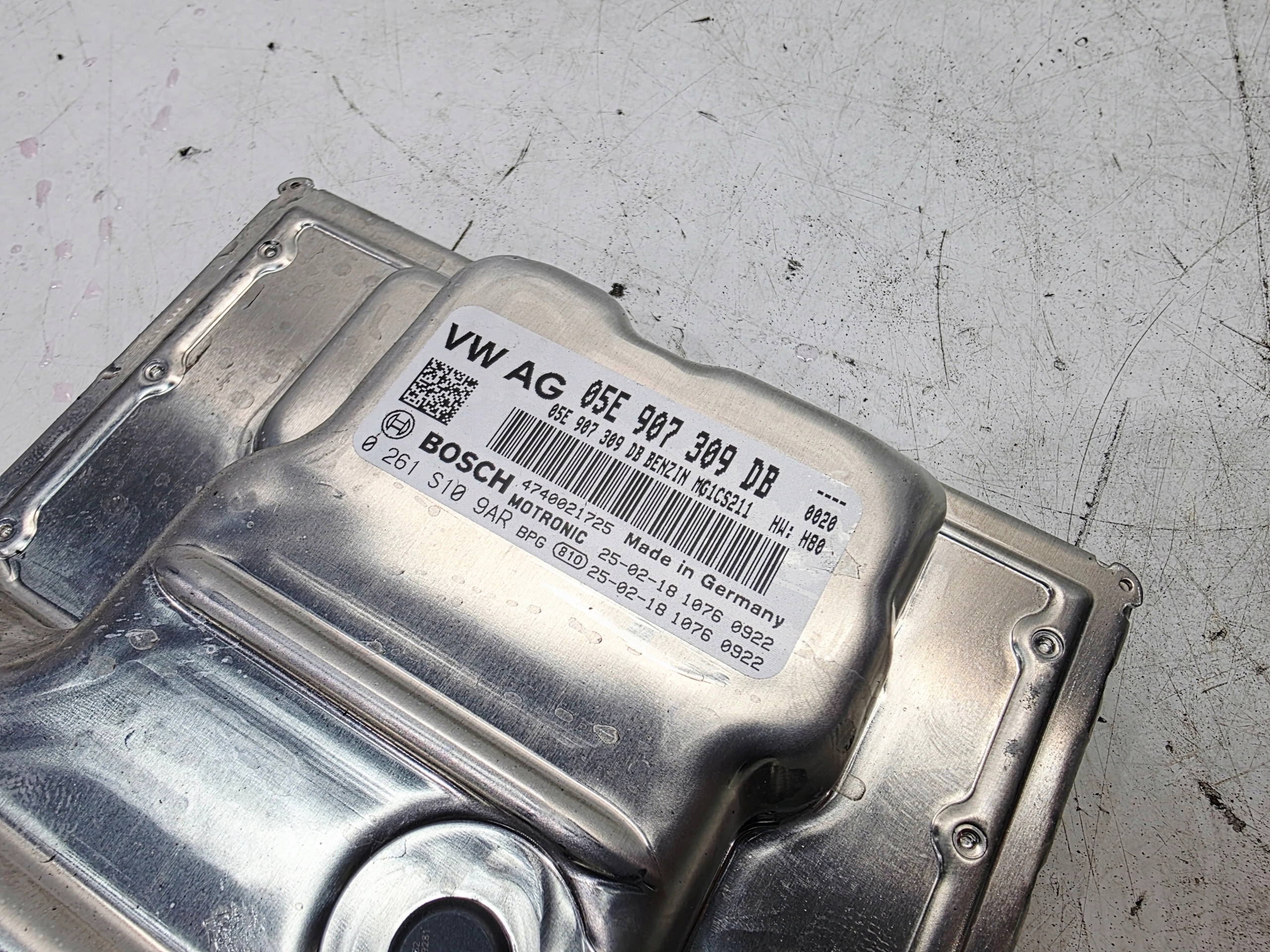 computer control unit of the engine AUDI A3 8Y 1.5 TFSI 05E907309DB
