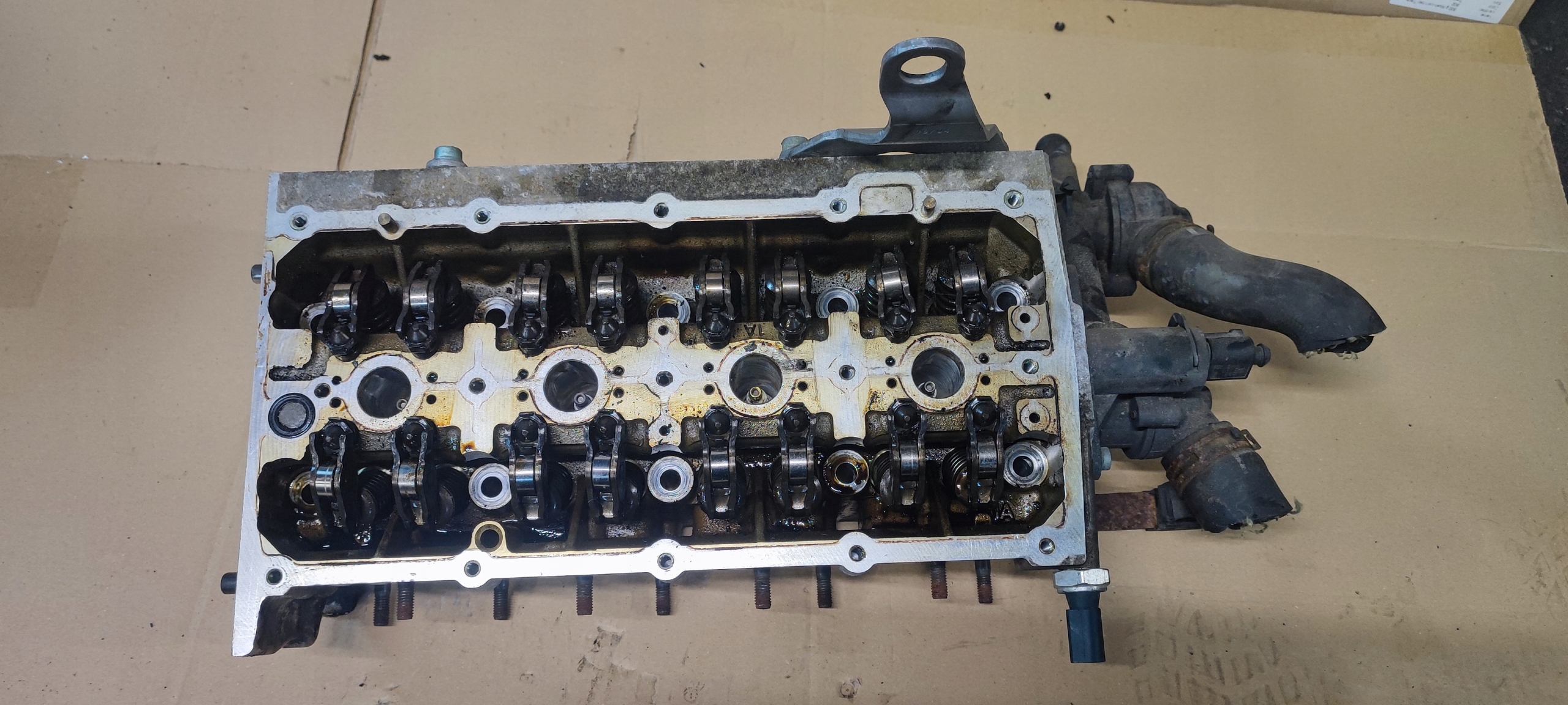 VW GOLF V 5 TESTATA Motore 03C103358F 1.6 FSI SPRAWNA