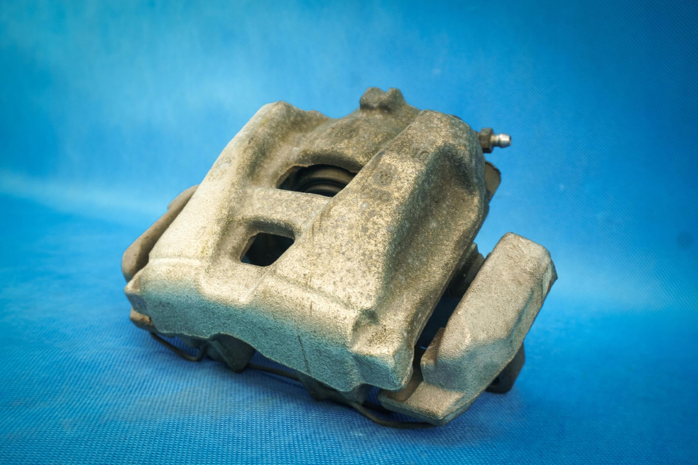 caliper brake front Audi A4 8K A5 8K0615106AB