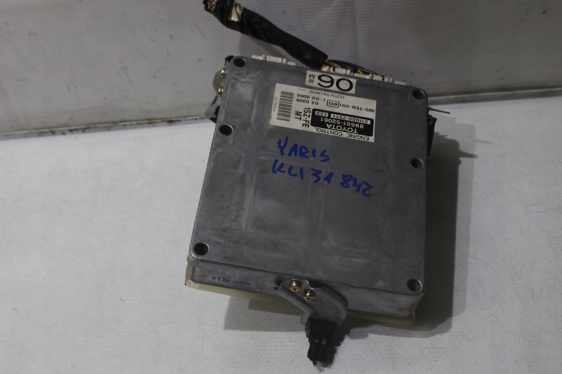 KOMPUTER SILNIKA TOYOTA YARIS I 1.0 89661-52061 Typ samochodu Samochody osobowe