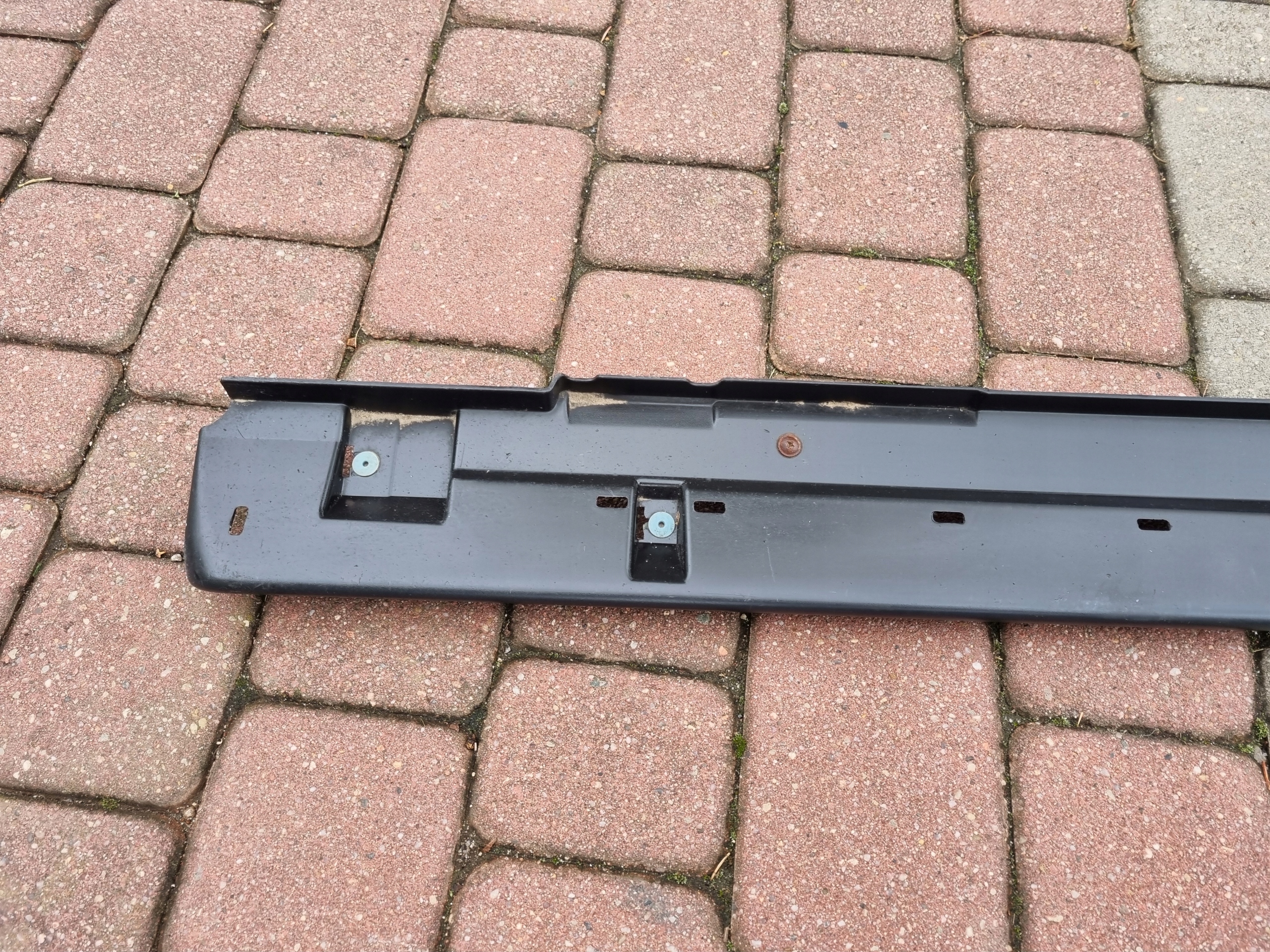 mitsubishi Space Star II молдинг порога правая 6512A480