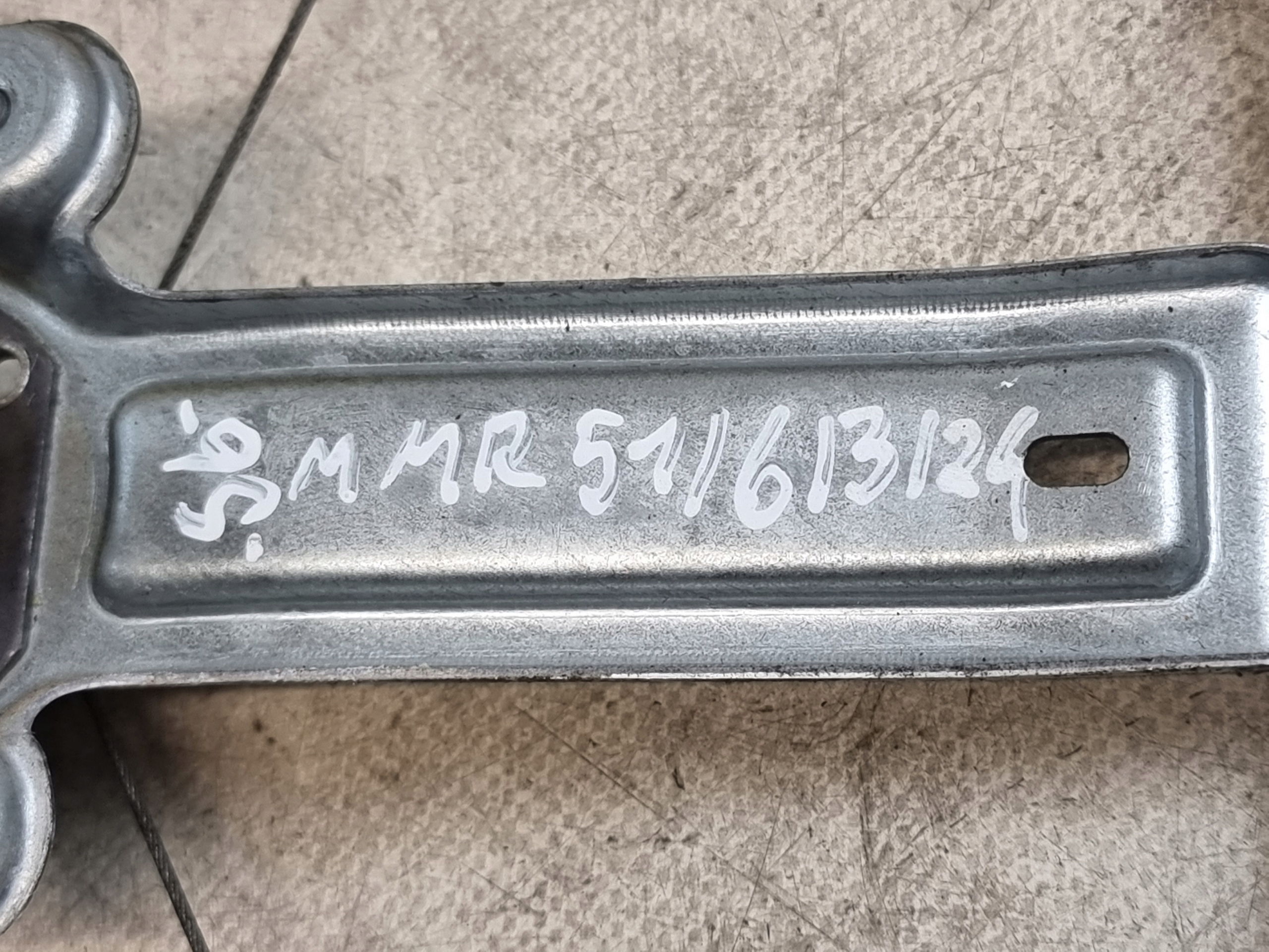 window regulator right rear part OE 13100421 OPEL ASTRA H III HB 5D
