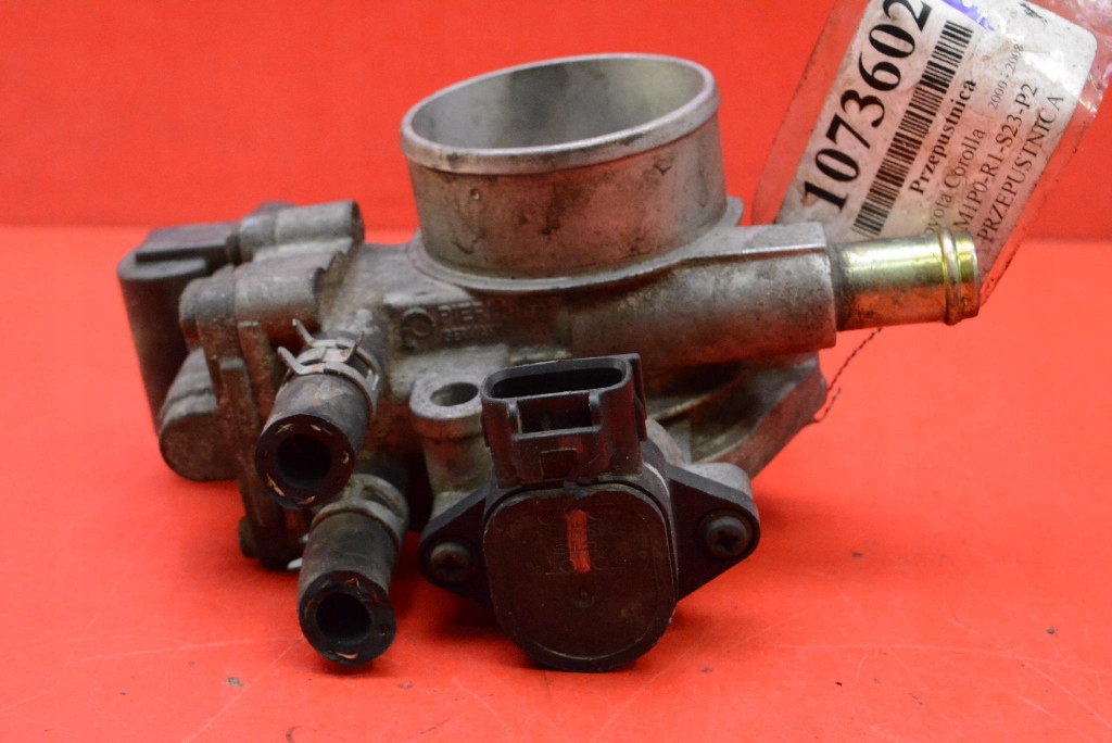 Valvola a farfalla 22210-0D090 TOYOTA COROLLA E12 1.4 VTTI 97 KM 00-08