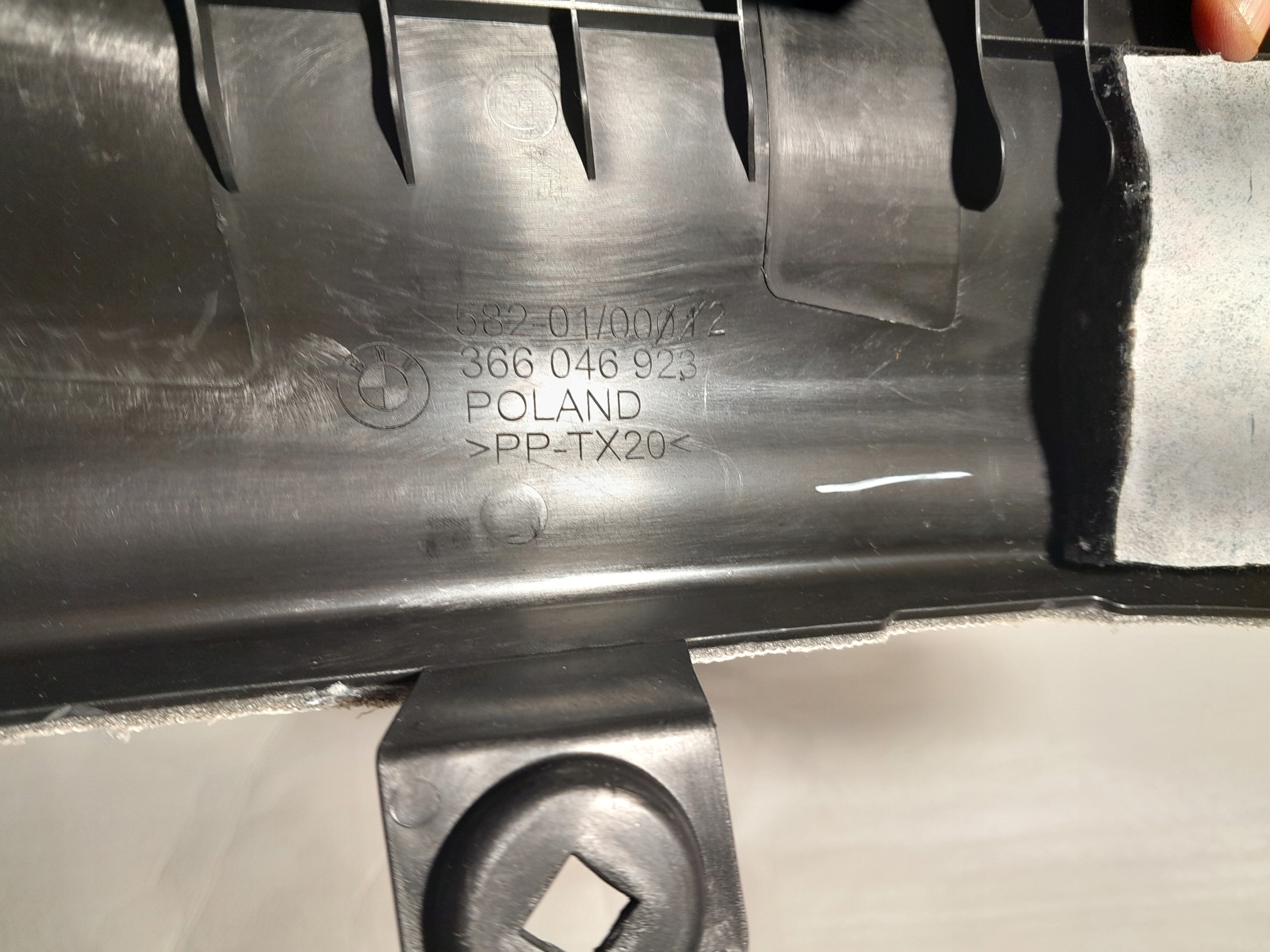 BMW 7 G11 LCI side KANAPY left rear part 7382097
