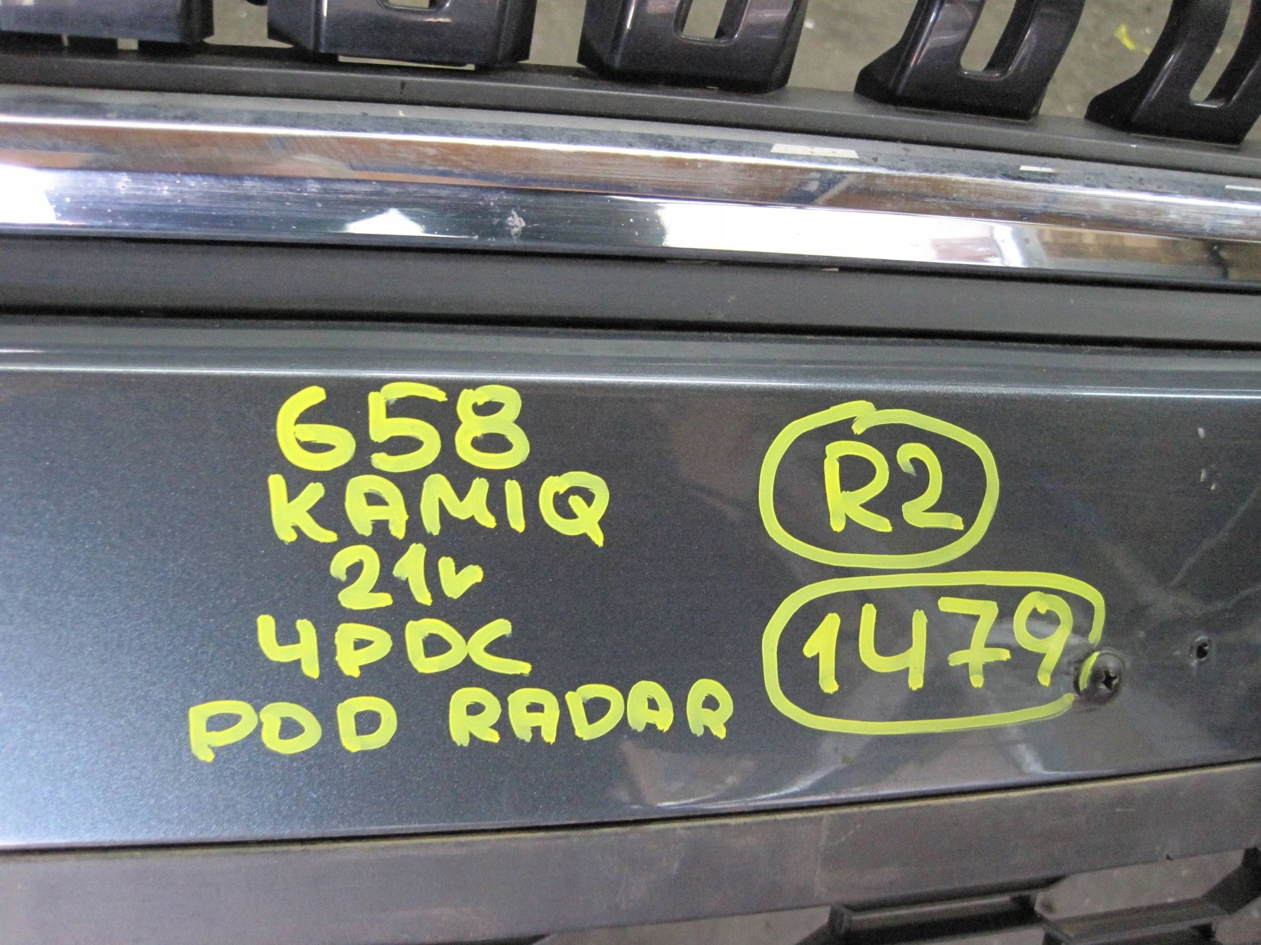 front bumper front SKODA KAMIQ 658 4 PDC 21R
