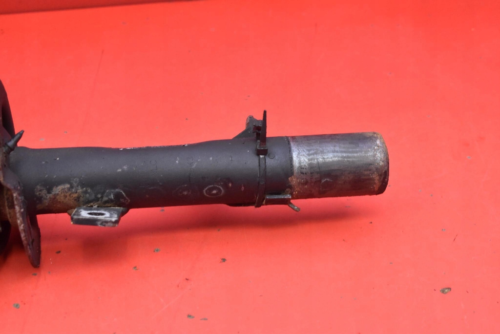 shock absorber right front FORD ESCAPE 3 III 2.0 ECOBOOST 242 KM 4WD 16-20