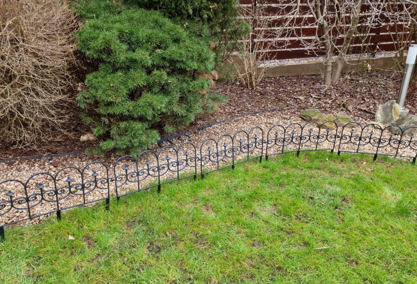 Dekoracyjny płotek ogrodowy palisada myśliwska 60x34 cm obrzeże ogrodu