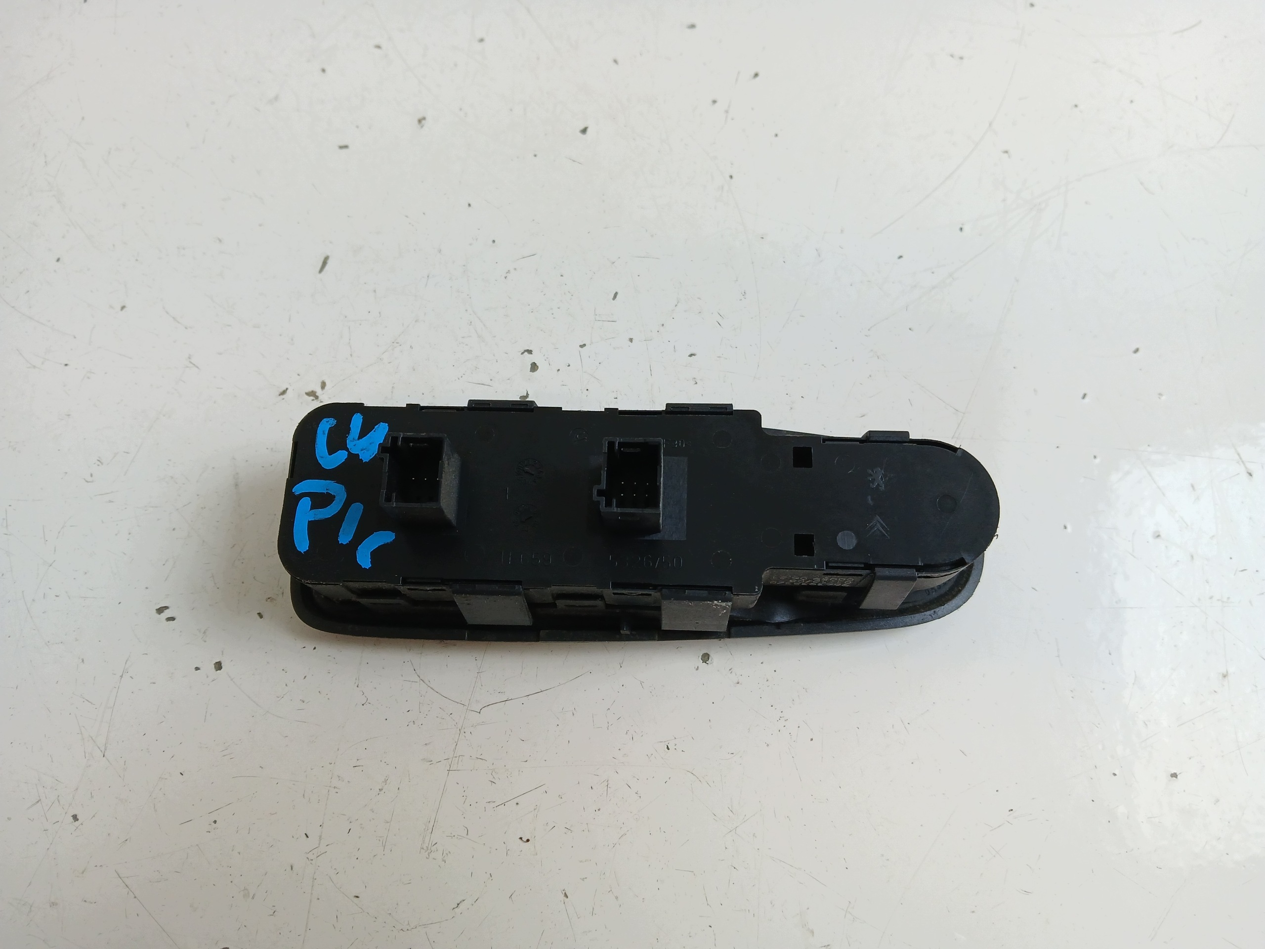 CITROEN C4 PICASSO a PANEL okna ľavý predok