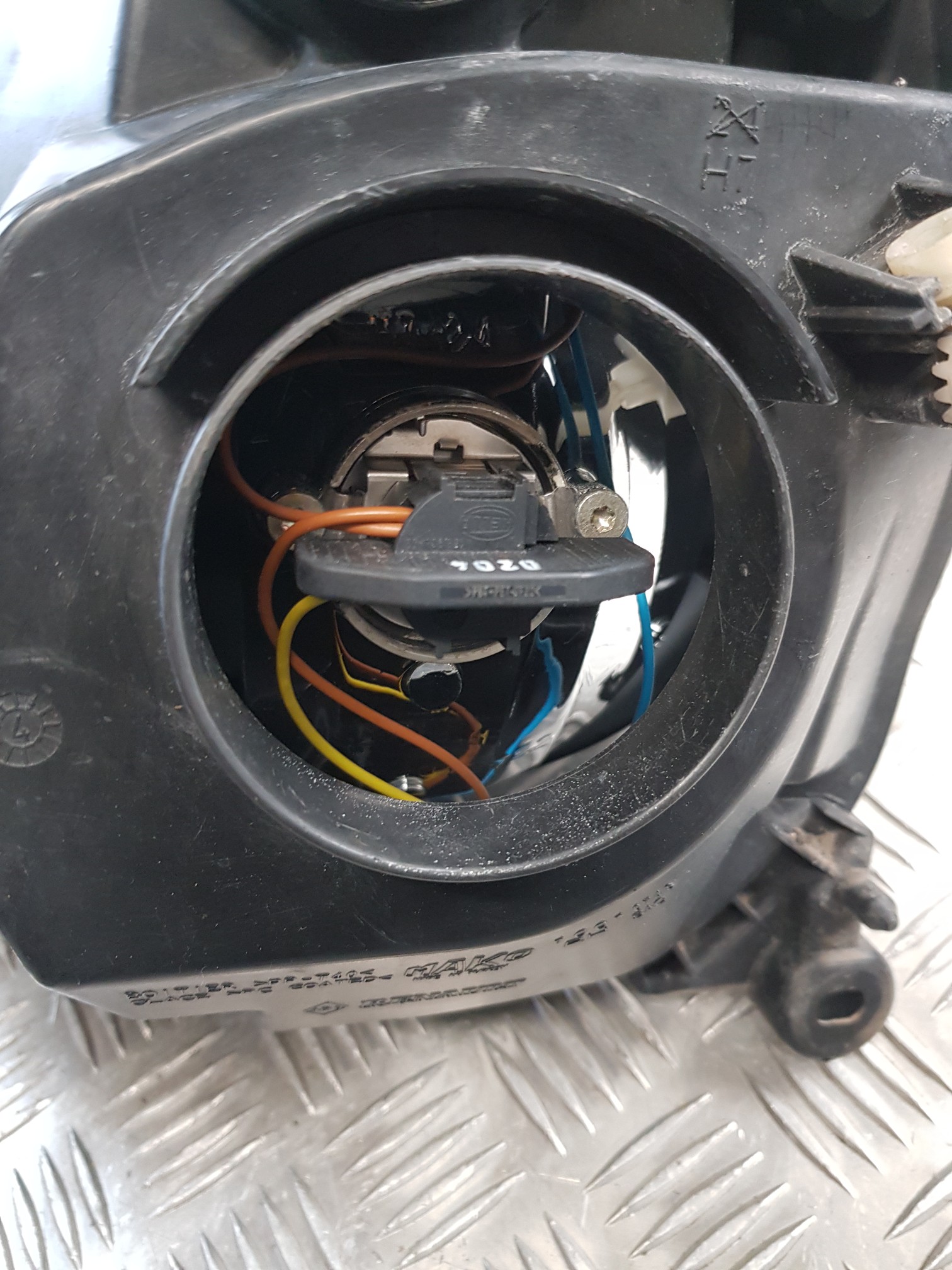 light right front 8200228792 RENAULT THALIA and LIFT 04R- EUROPA