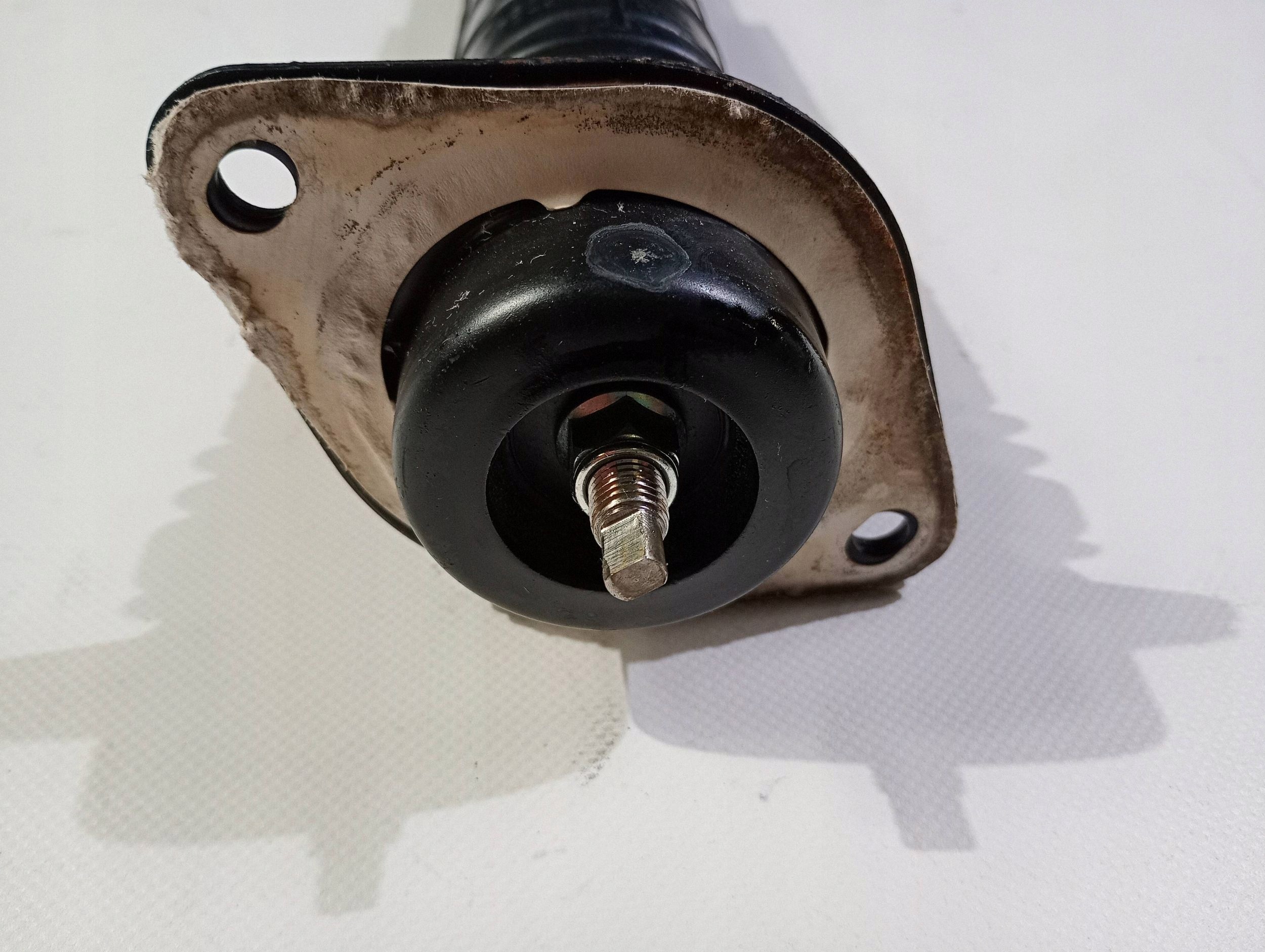shock absorber rear part rear left right Nissan 370Z 2009
