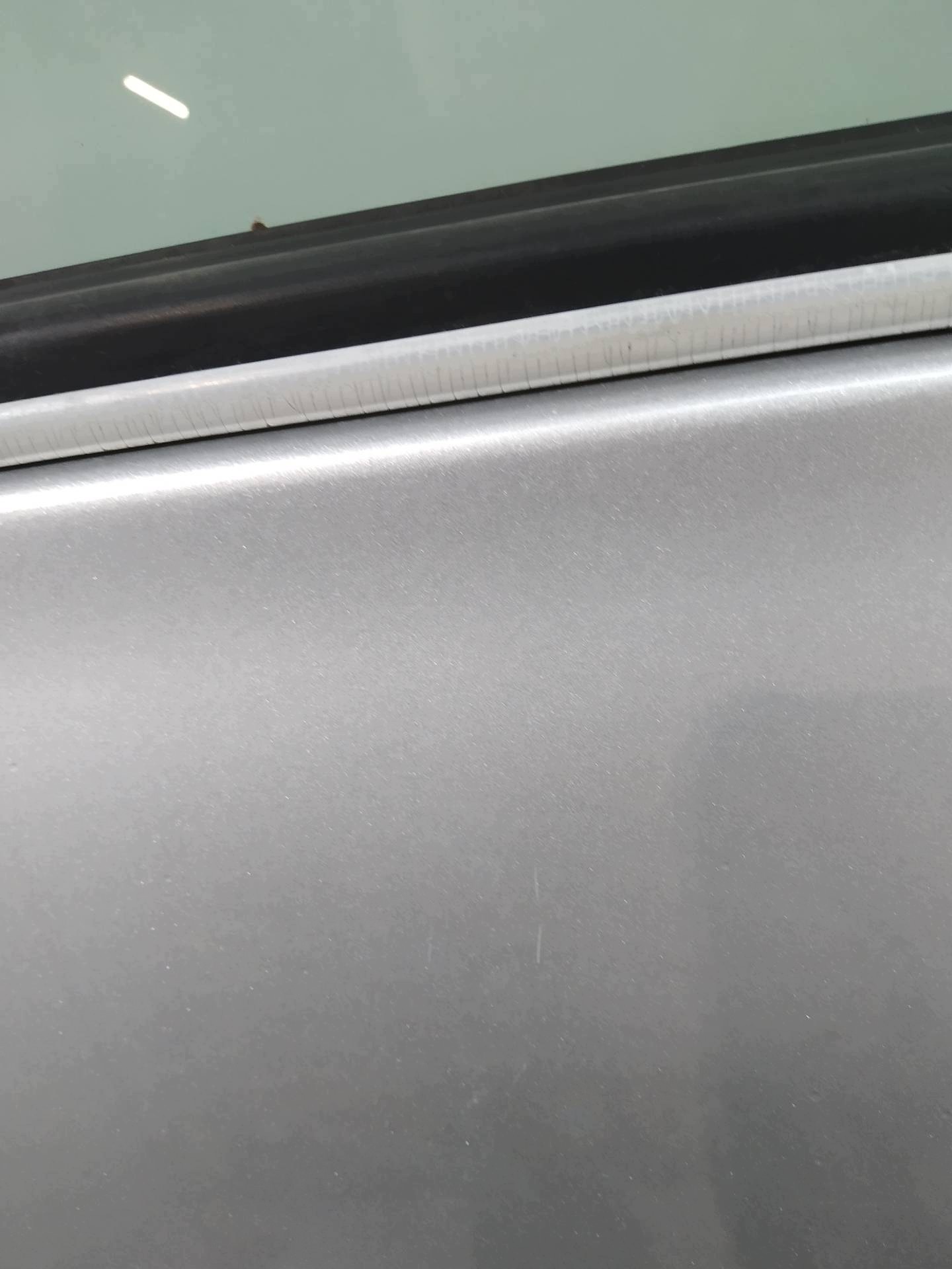 Tür rechts heck NH700M Honda FR-V und (2004-2009)