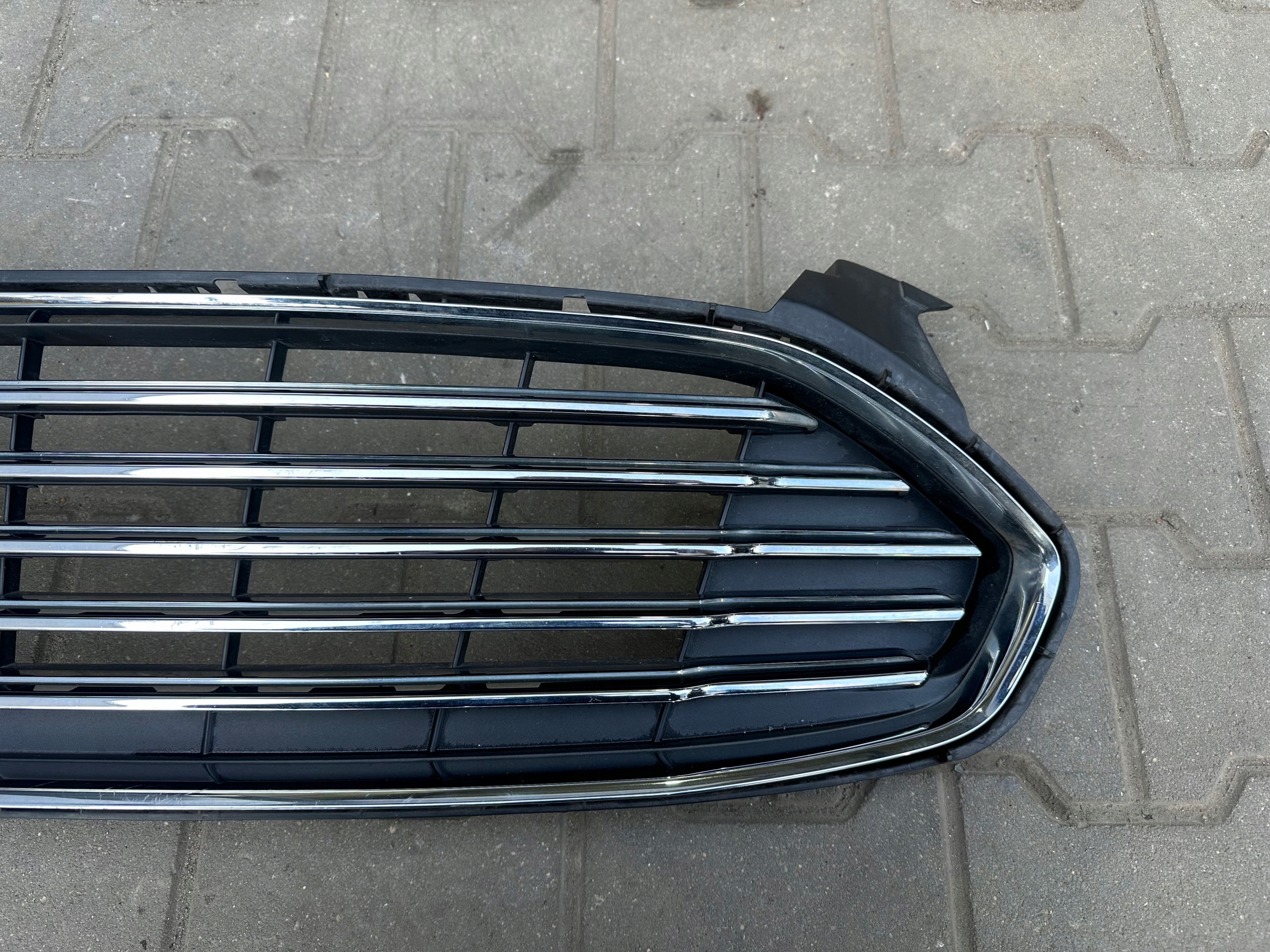 Ford Mondeo V MK5 Kühlergrill FRONTGRILL Kühlergitter DS738150J - Thumbnail 4