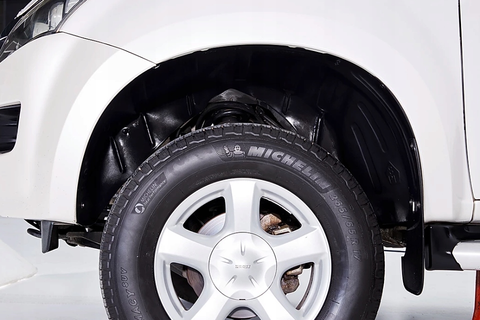 FORD RANGER NADKOLA WEWNĘTRZNE EAN (GTIN) 4058476691273