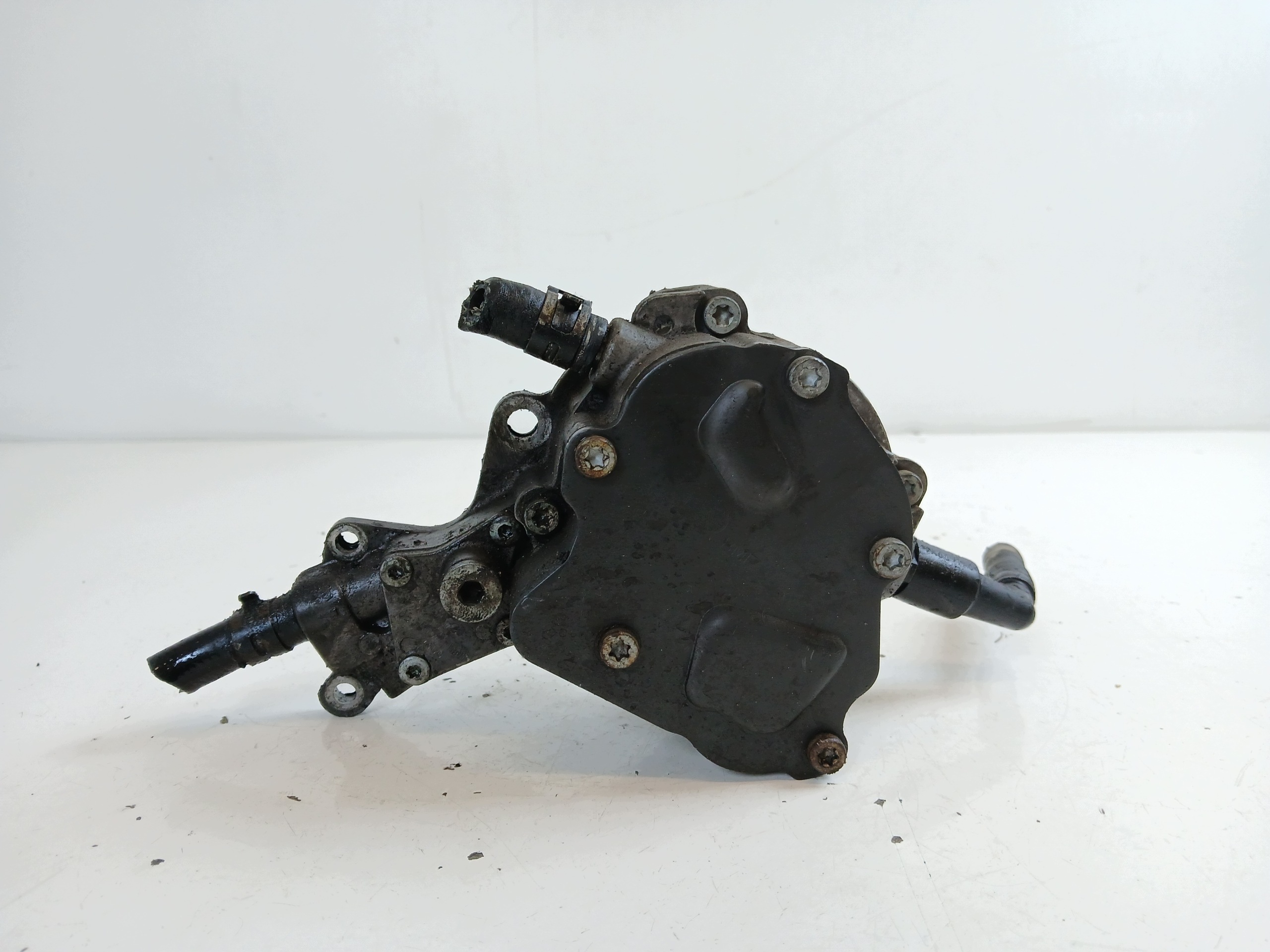 Pompa VACUM VACUM VW PASSAT B6 A3 8P GOLF V 2.0 TDI 038145209K