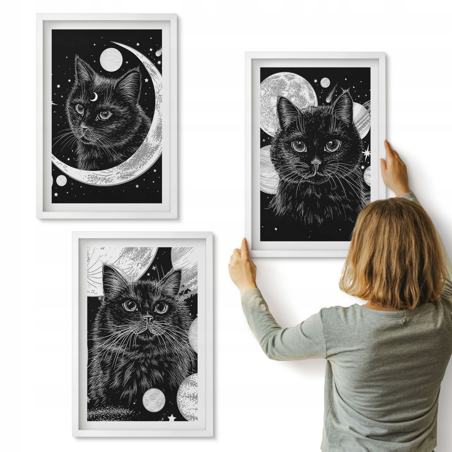 Sada 3 dekorativních obrazů 40x60 pro obývací pokoj Černé kočky měsíc vesmír