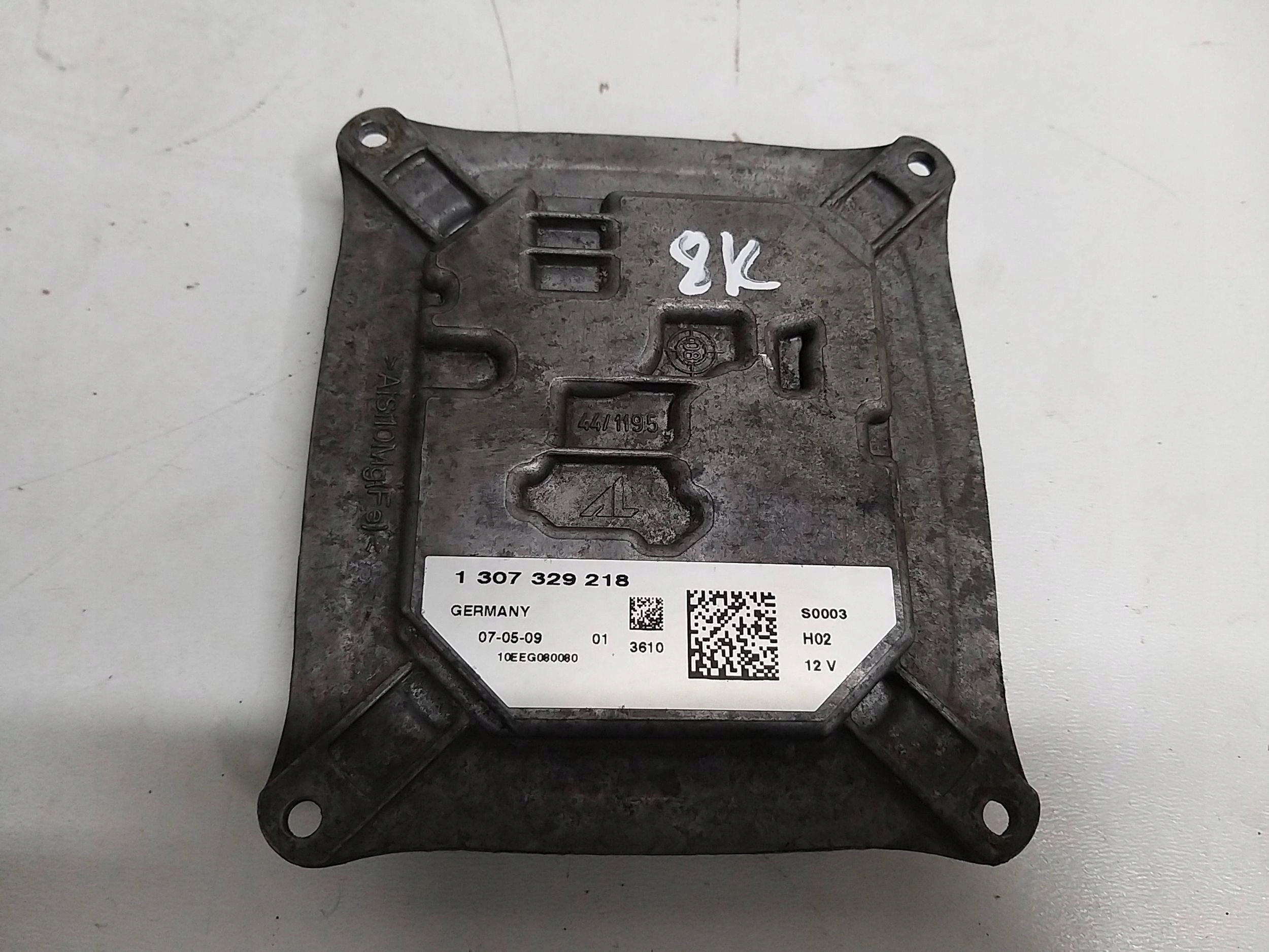 AUDI A4 B8 A5 8T Q5 module control unit LED XENON 1307329218