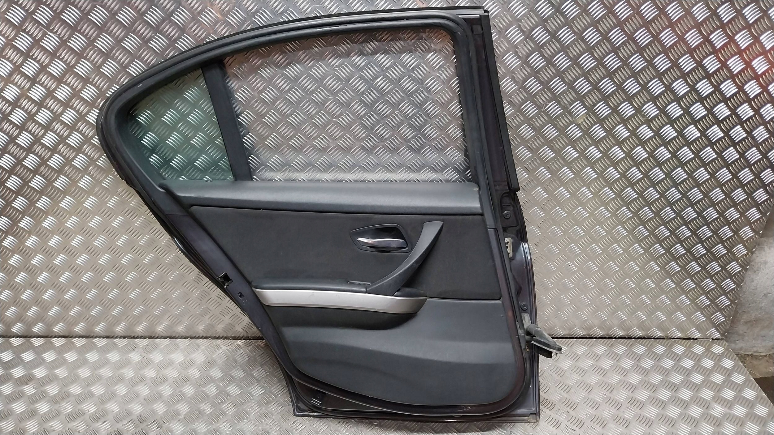 door rear part left BMW 3 E90 04