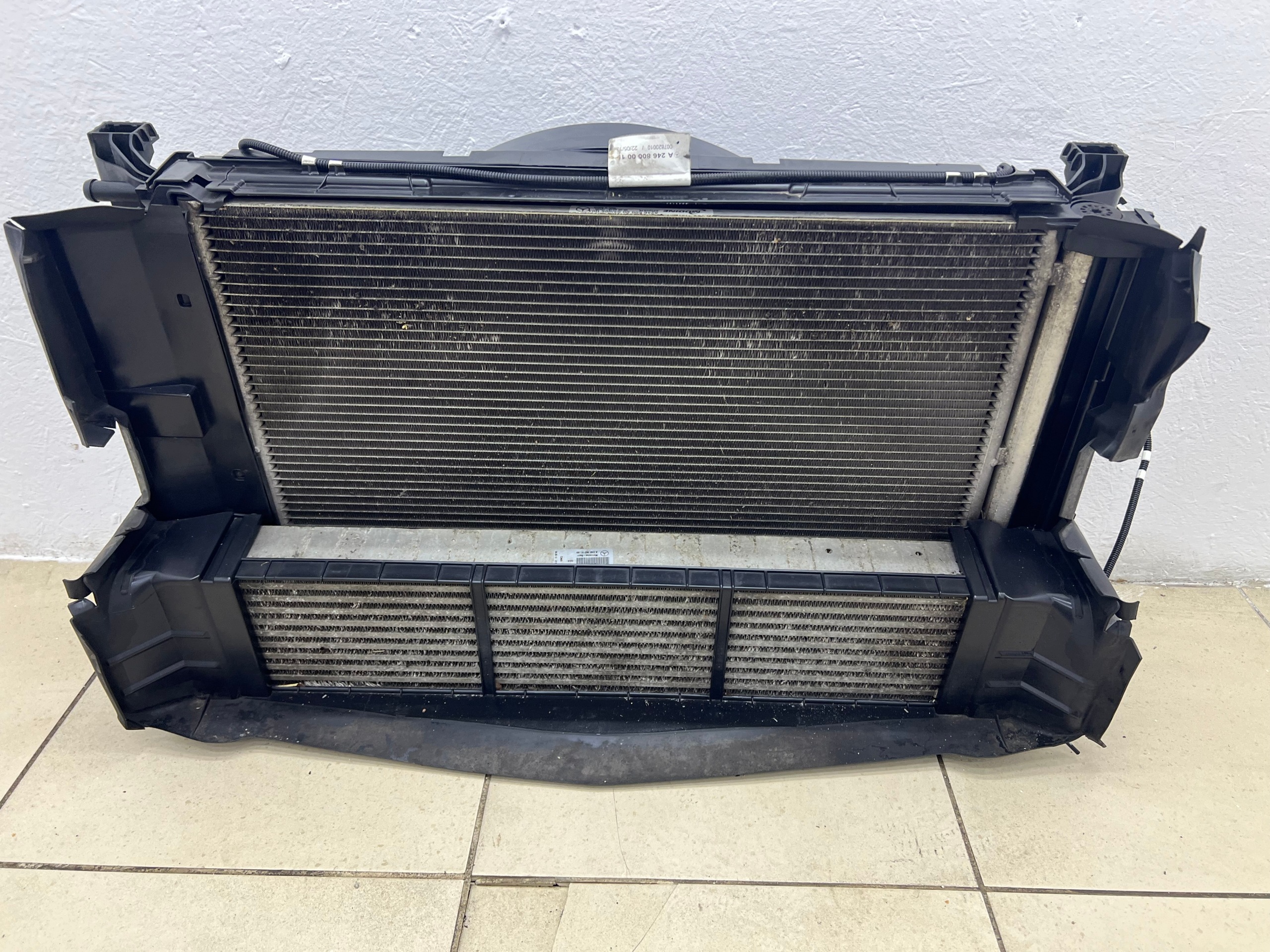 MERCEDES B class W246 1.6 CGI 90KW 122KM front body wall front radiator KOMPLE