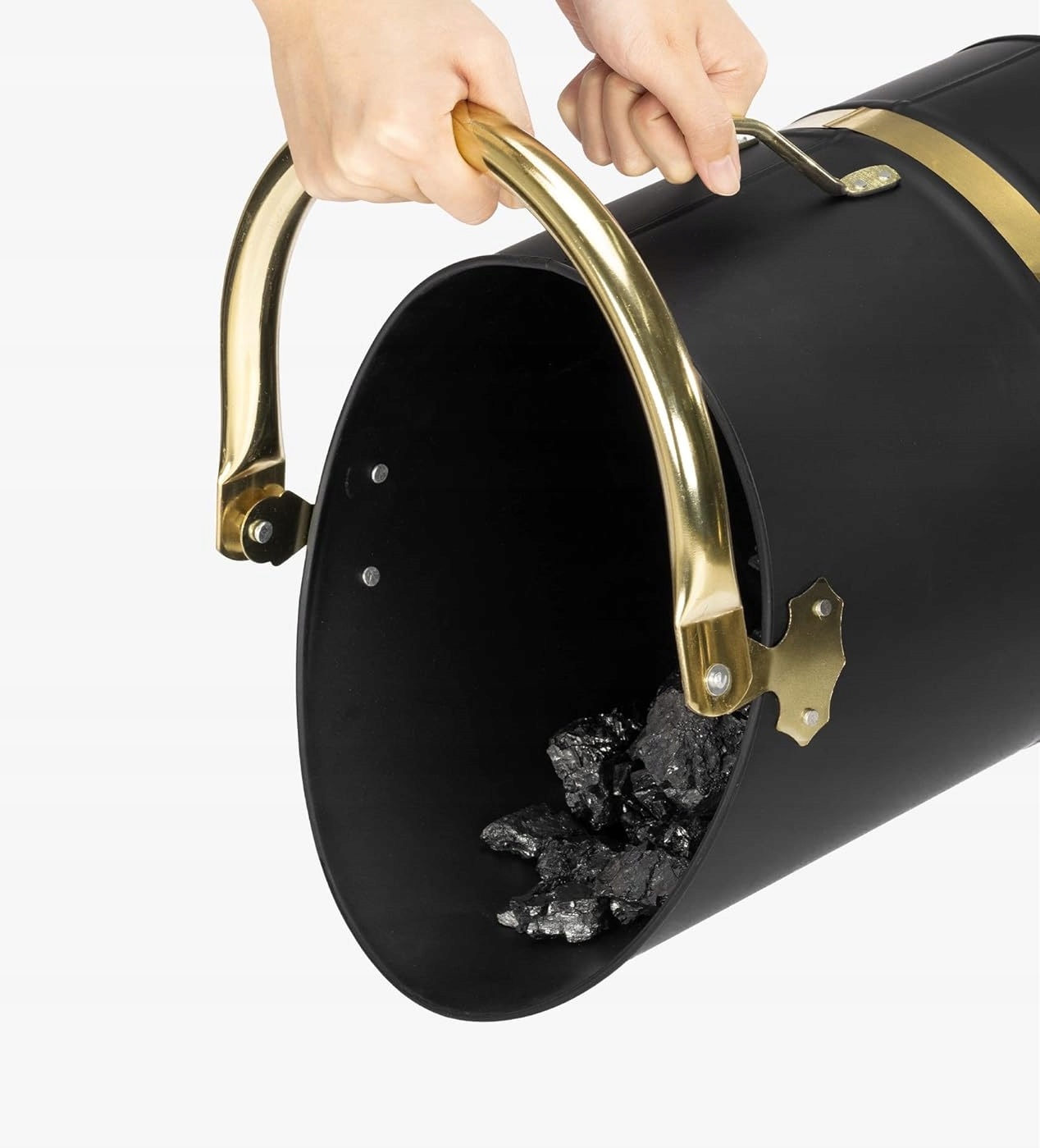 WIADRO KOMINKOWE NA POPIÓŁ Z ŁOPATKĄ Z ŻELAZA WIADRO NA WĘGIEL DO KOMINKA Marka inna