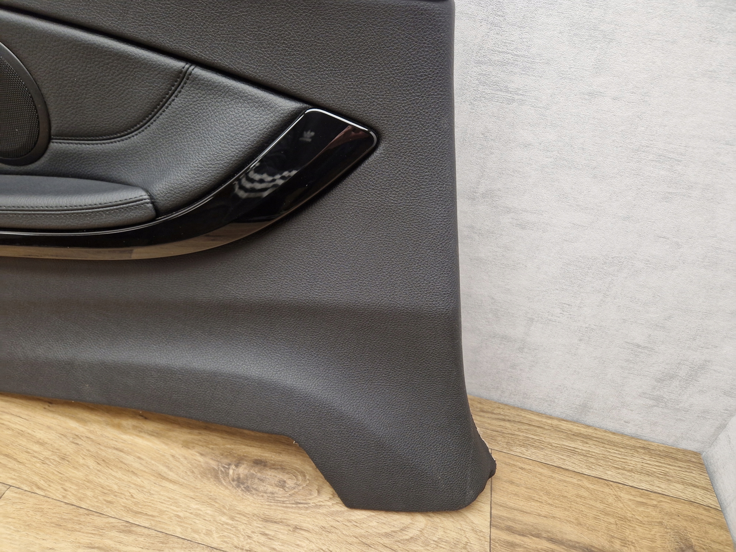 BMW F32 left side rear upholstery rear part PANEL black leather DAKOTA