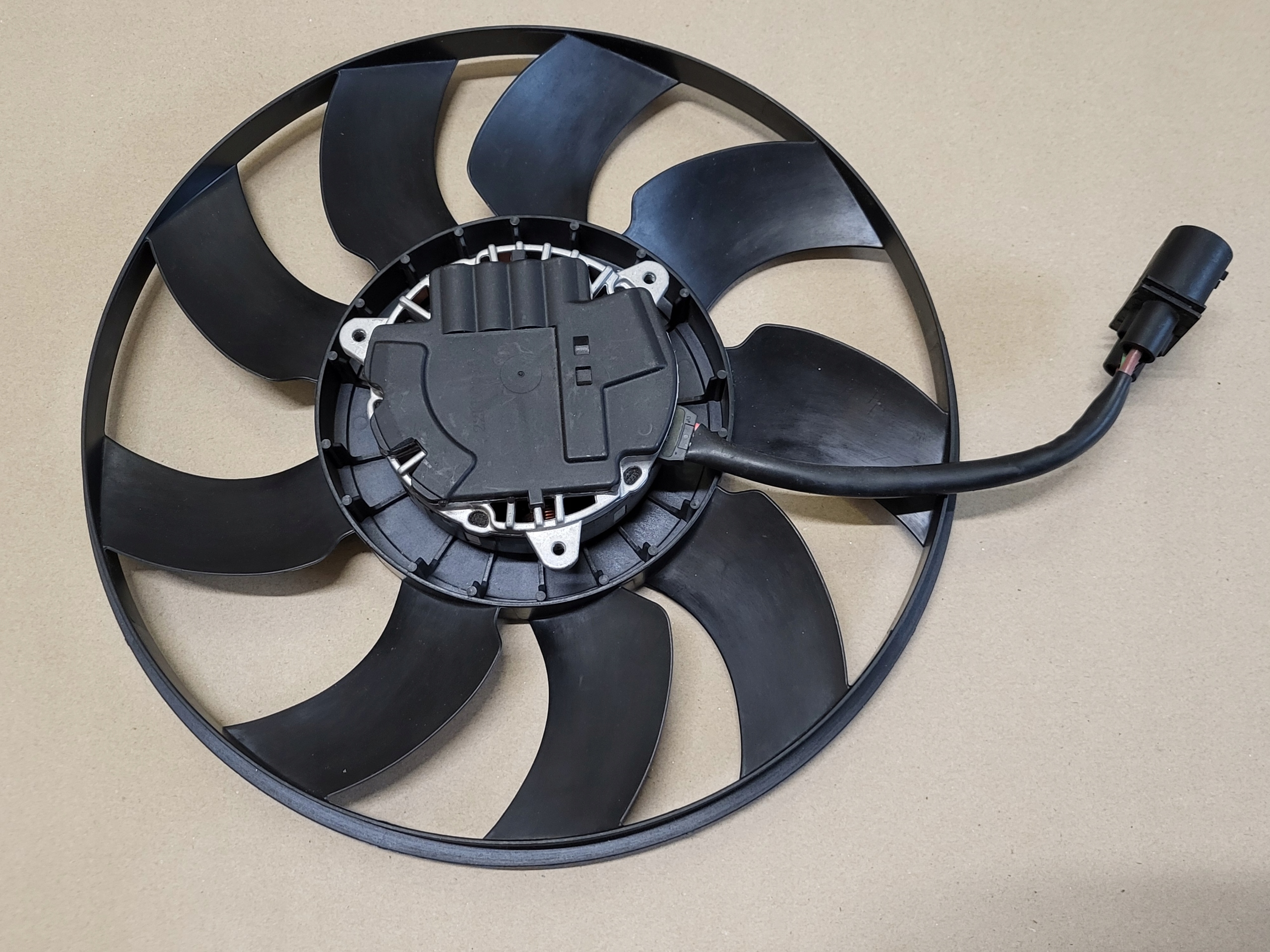 radiator fan mini motor AUDI A5 8W F5 A4 B9