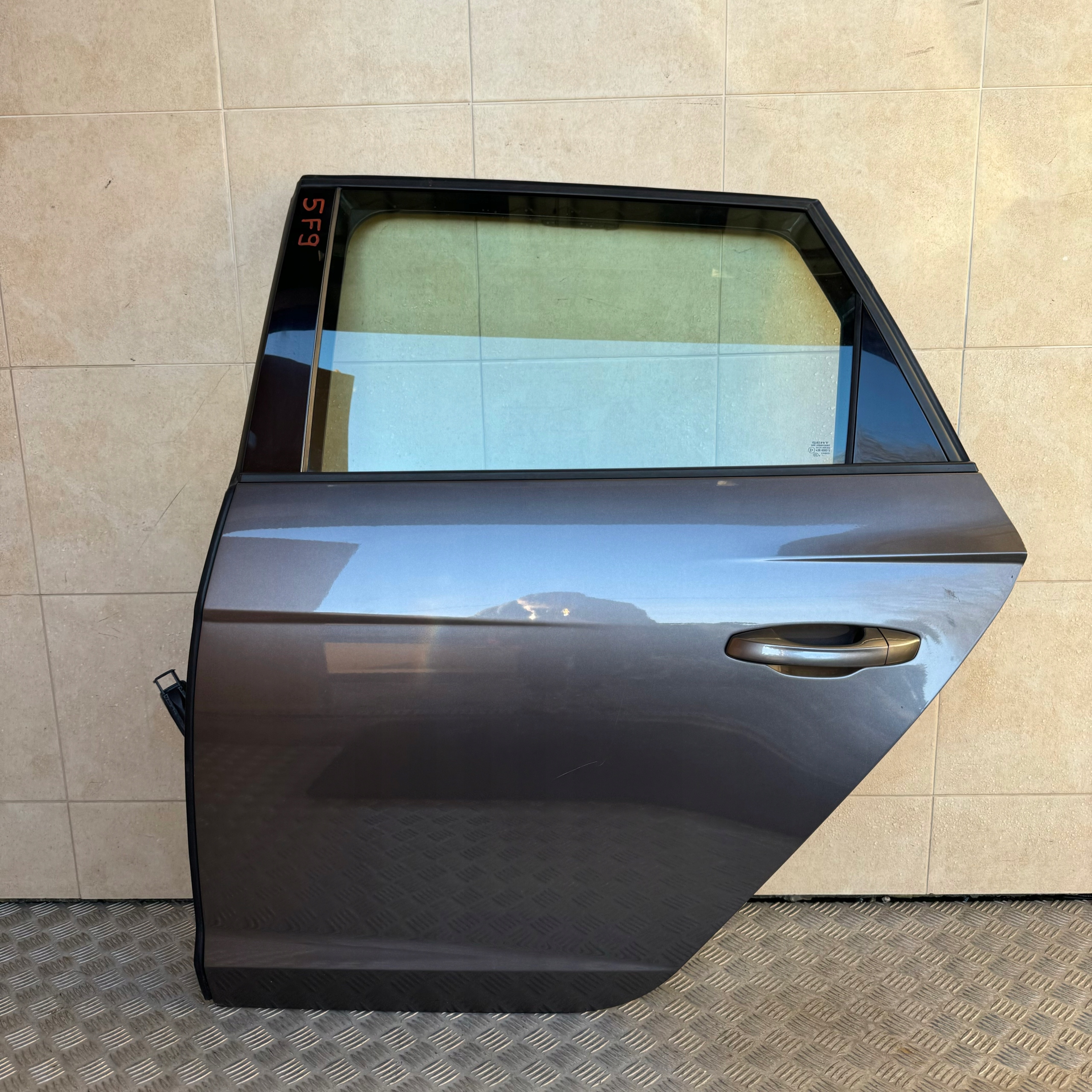 DOOR COMPLETE REAR. LEFT SEAT LEON III 5F9 KOMBI X-PERIENCE 2017 ROK
