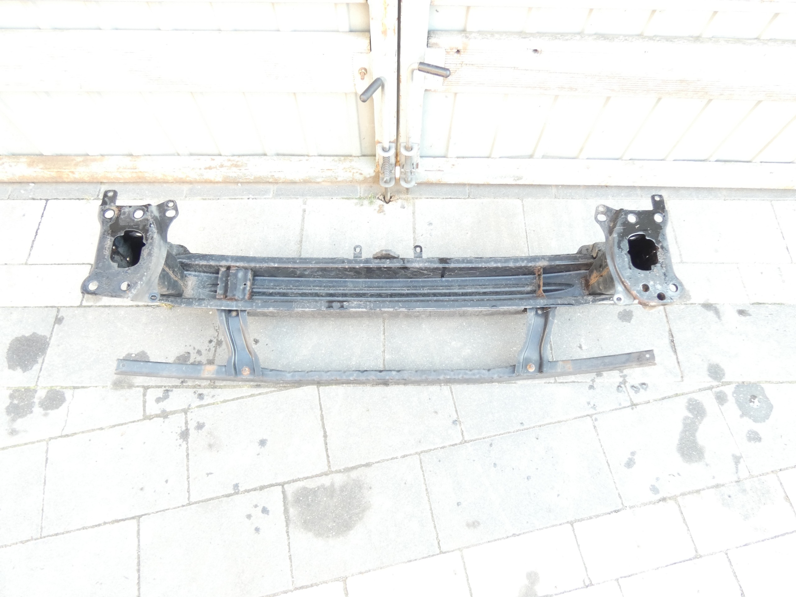 bumper support front ABSORBER PASSAT B6 05-10 KOMPLET