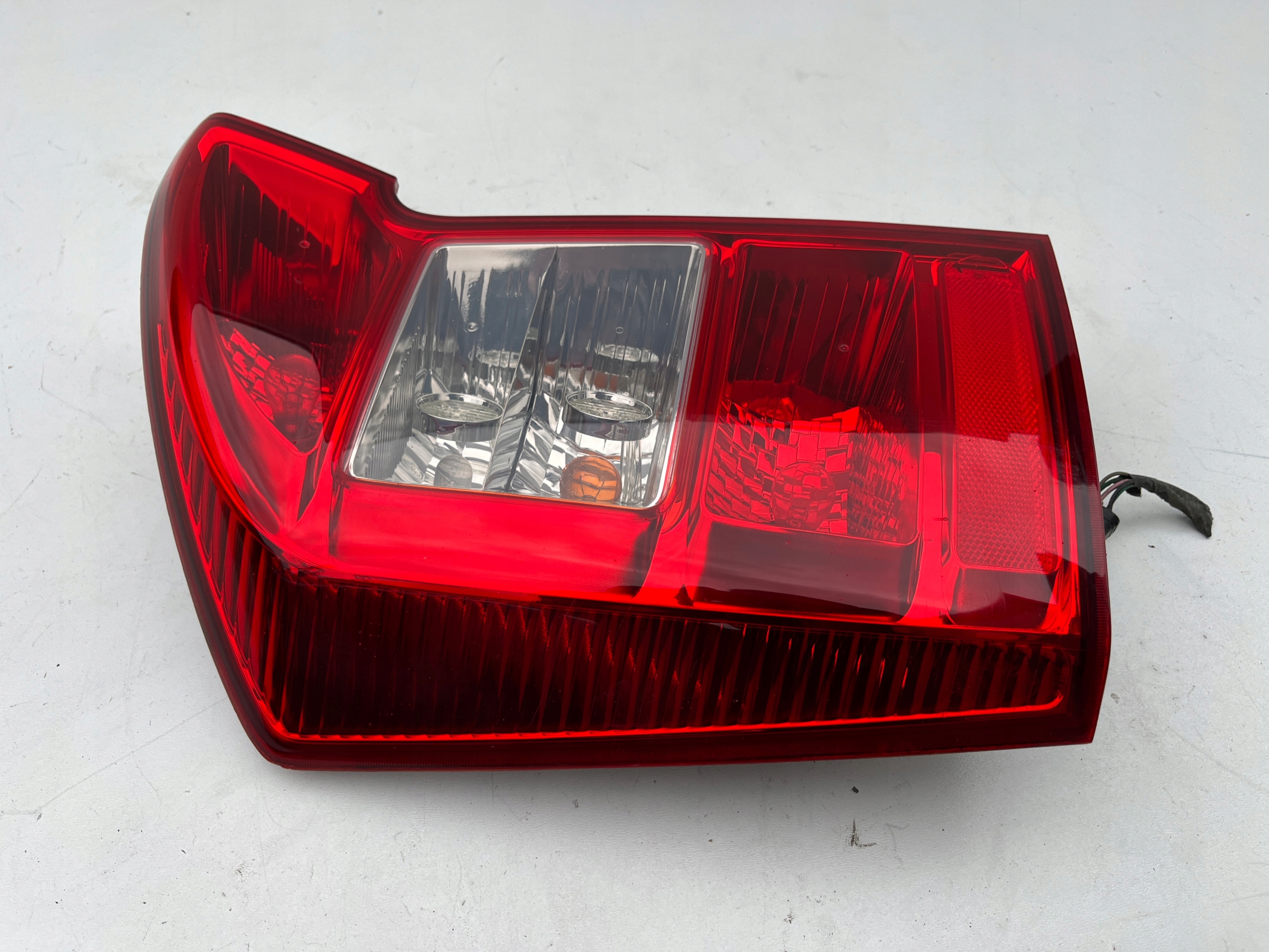 light left rear part KIA Carens III 06-12r.