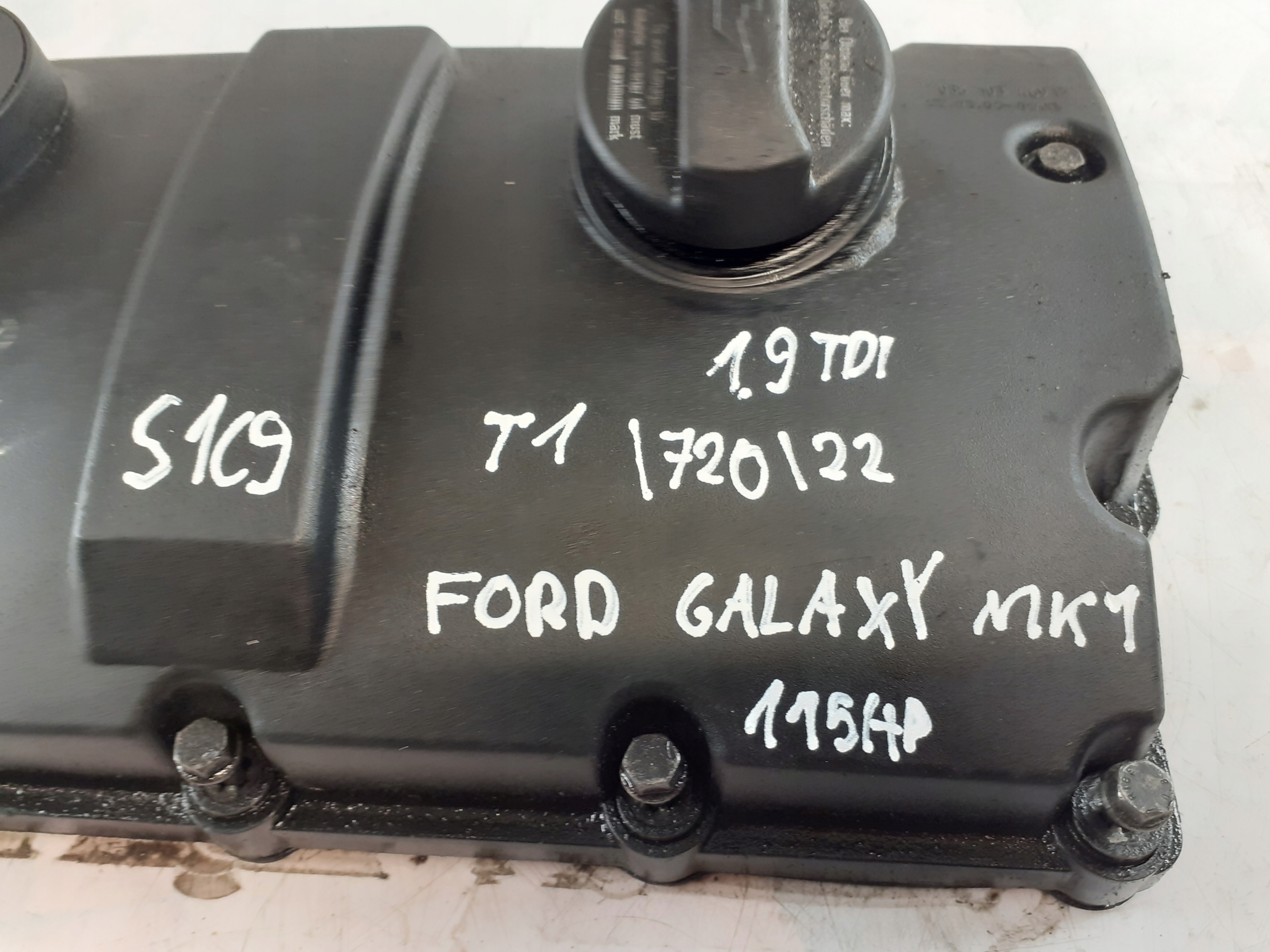 FORD GALAXY 1.9 TDI Abdeckung der Ventile