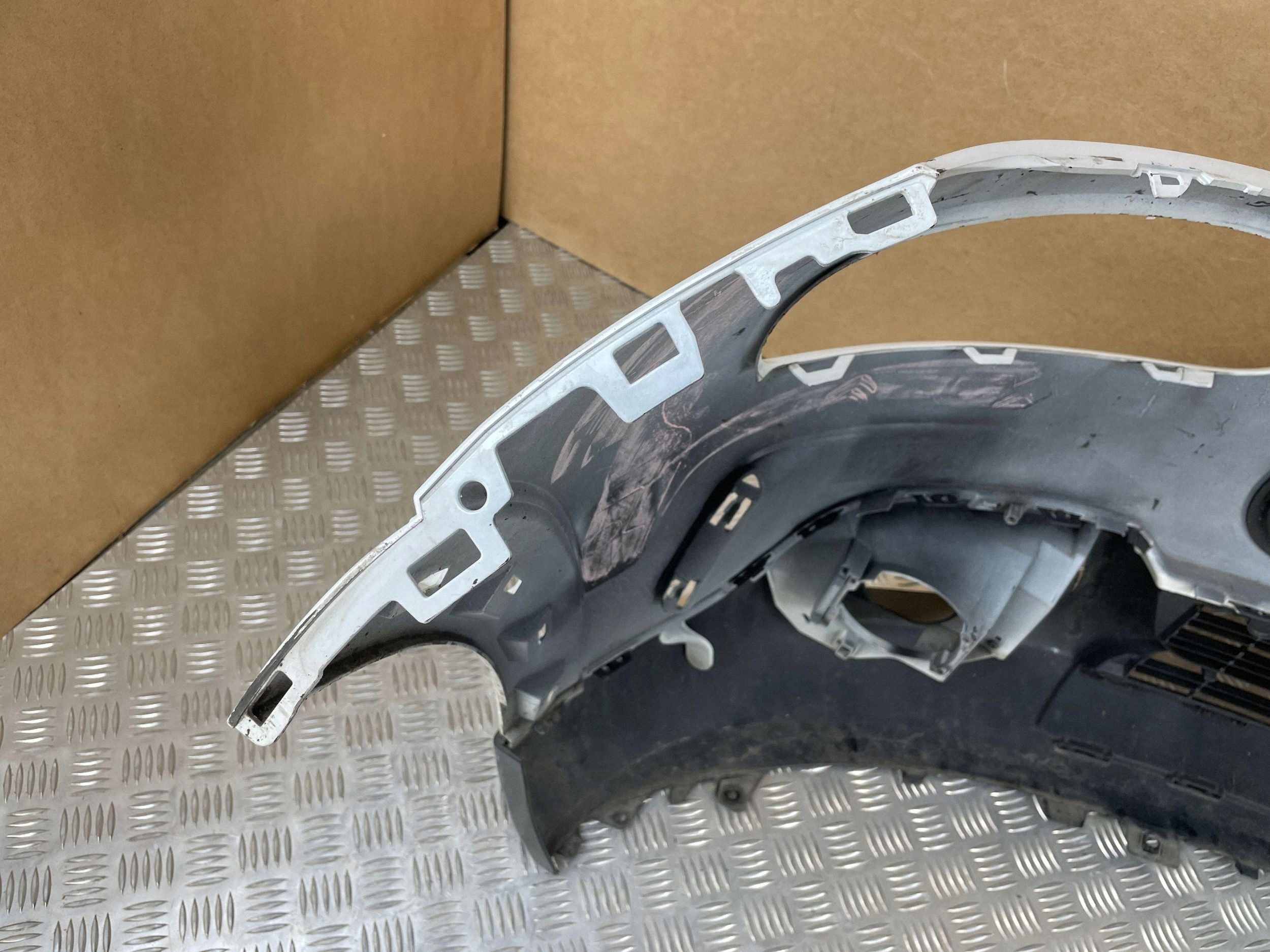 bumper front front CITROEN C4 CACTUS LIFT FL ZWYKLY BASIC 2017-2021