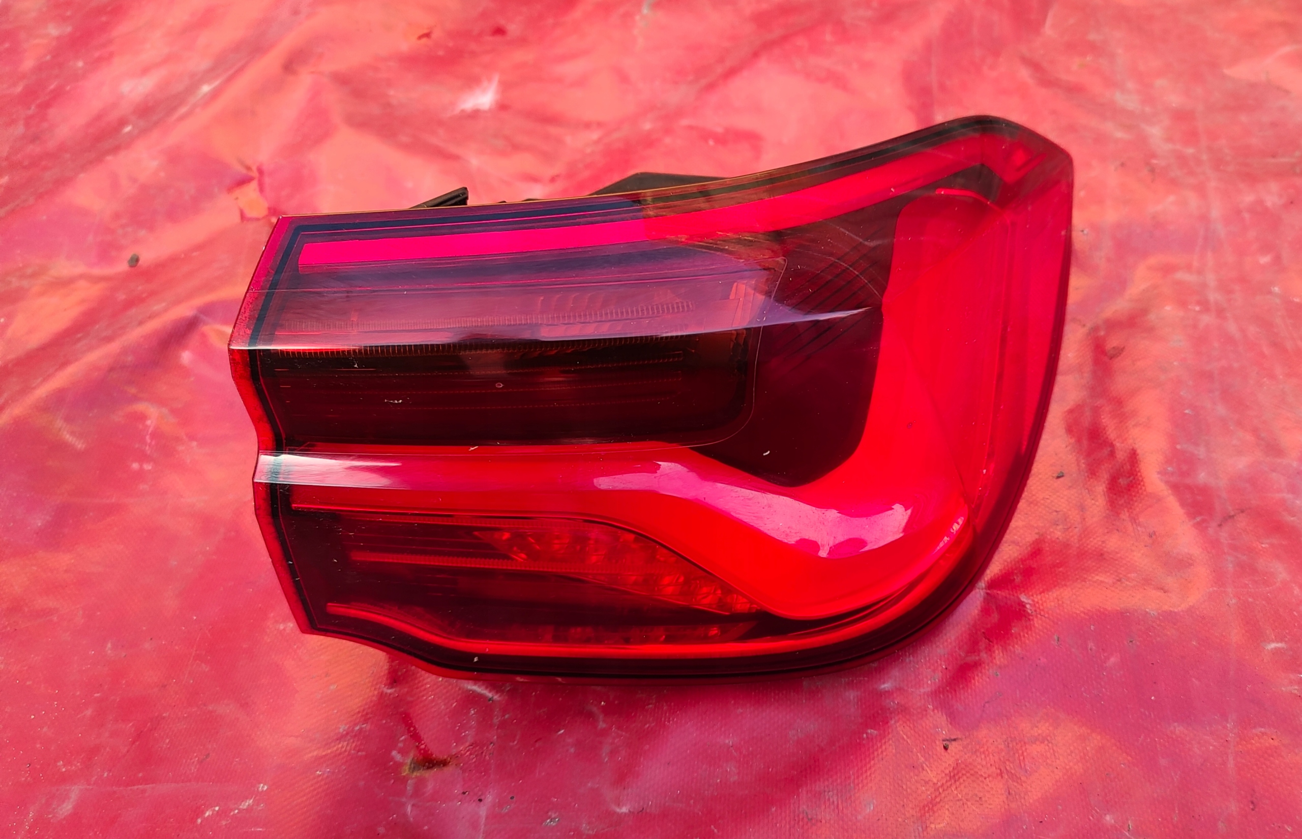 BMW X2 F39 LAMPA TYŁ TYLNA LED PRAWA ORYGINAŁ