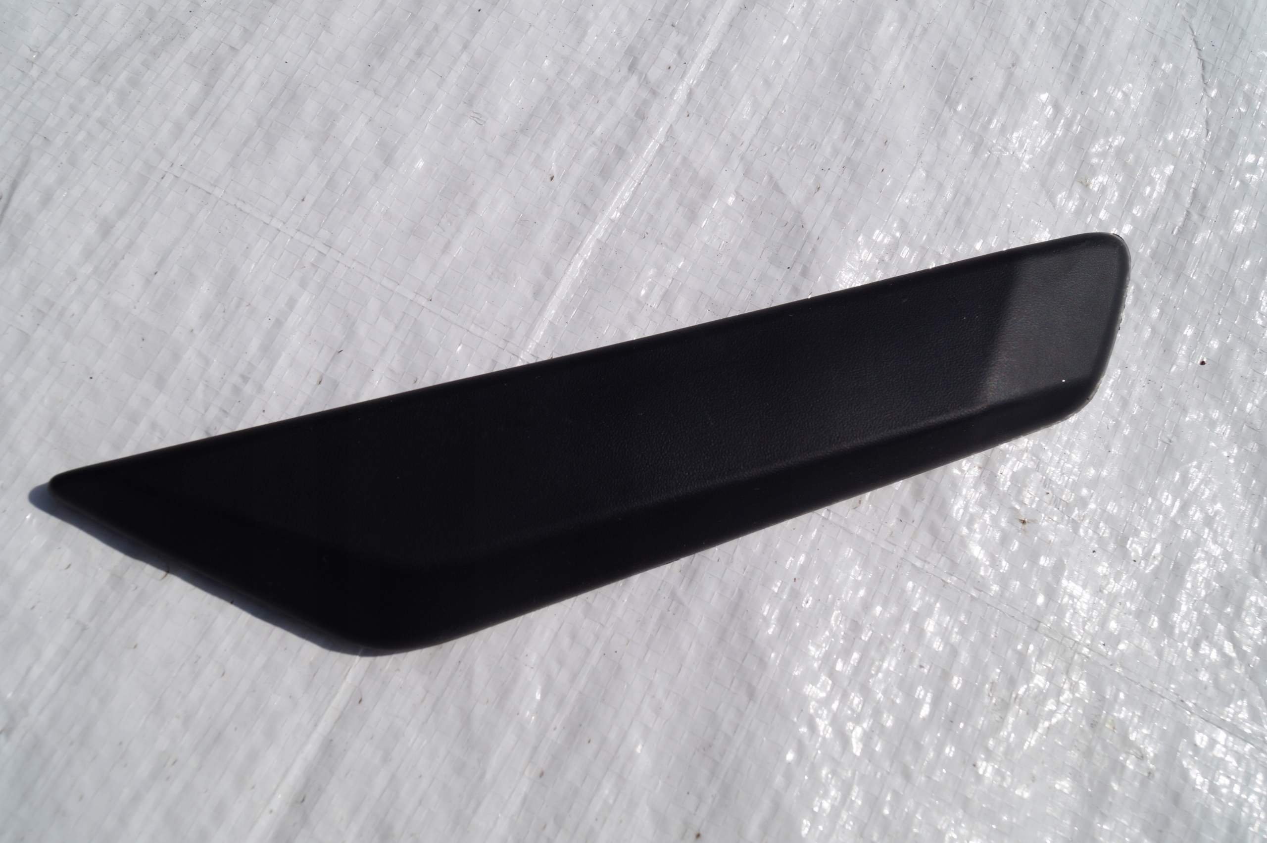 LISTWA NA ZDERZAK PRZÓD PRAWA TOYOTA AURIS II 2