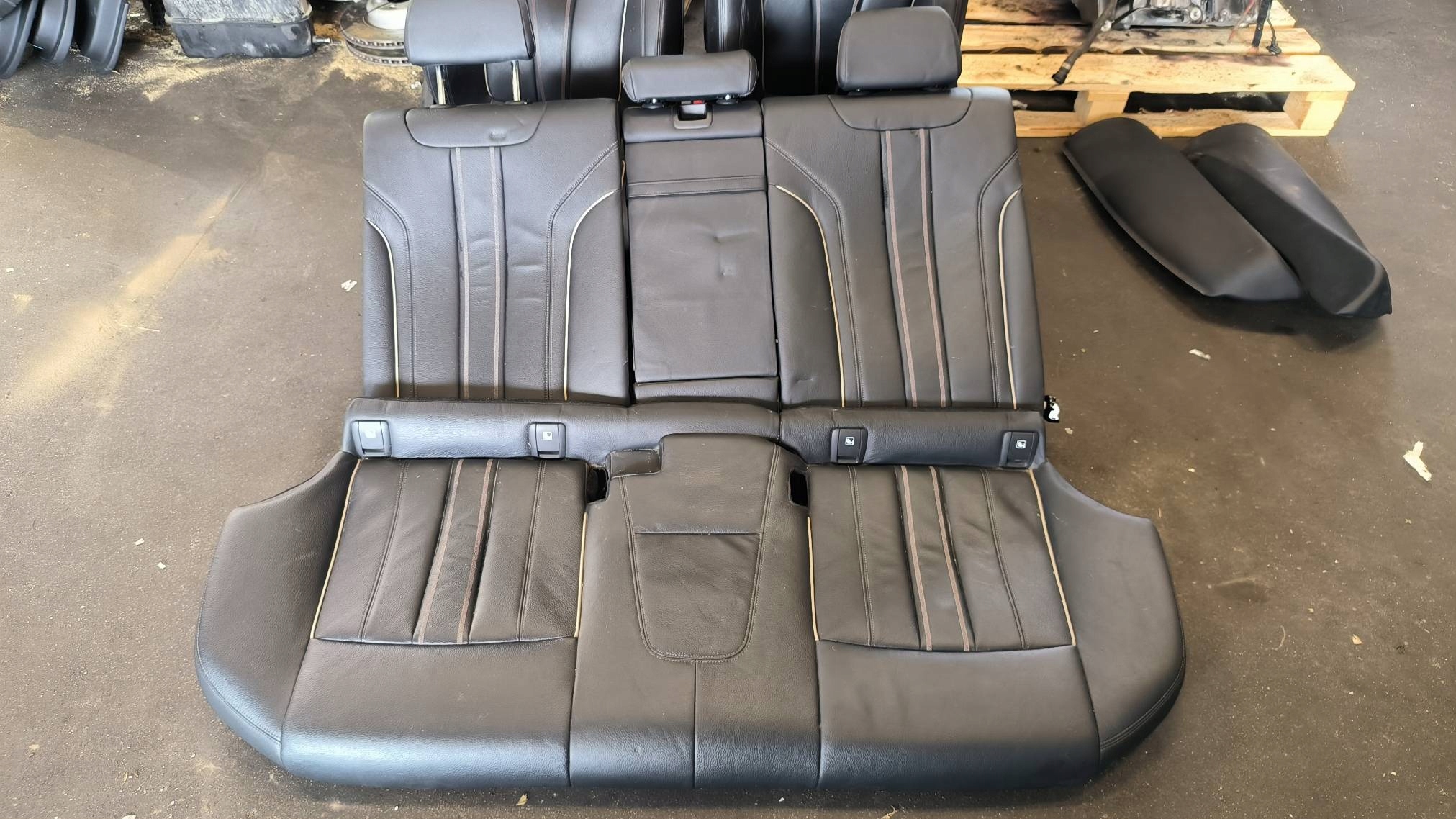 seats side KOMPLET m-packet BMW 5 530D G30 sedan