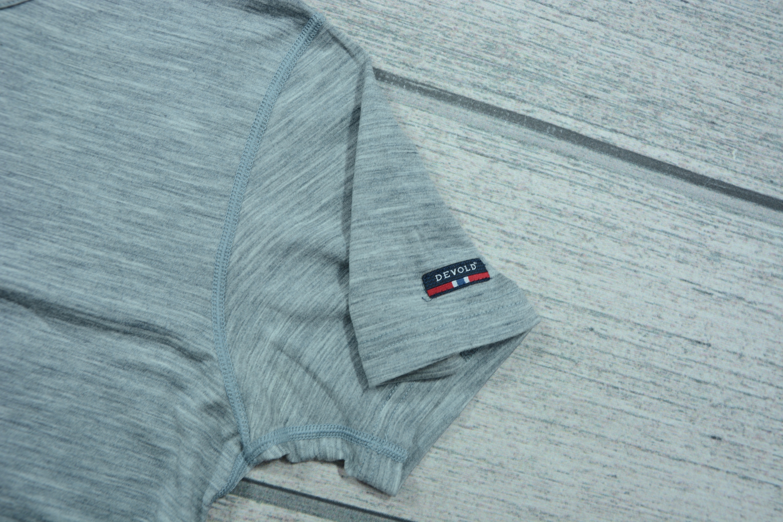 DEVOLD BREEZE Koszulka T-shirt Merino Wool Męska __ M Kolekcja ...