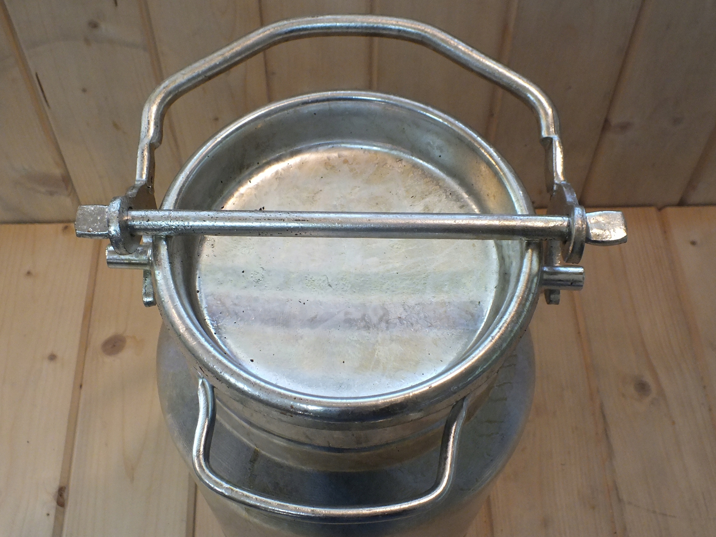 KONWIA KANKA NA MLEKO BAŃKA 10 L OLKUSZ Marka inny