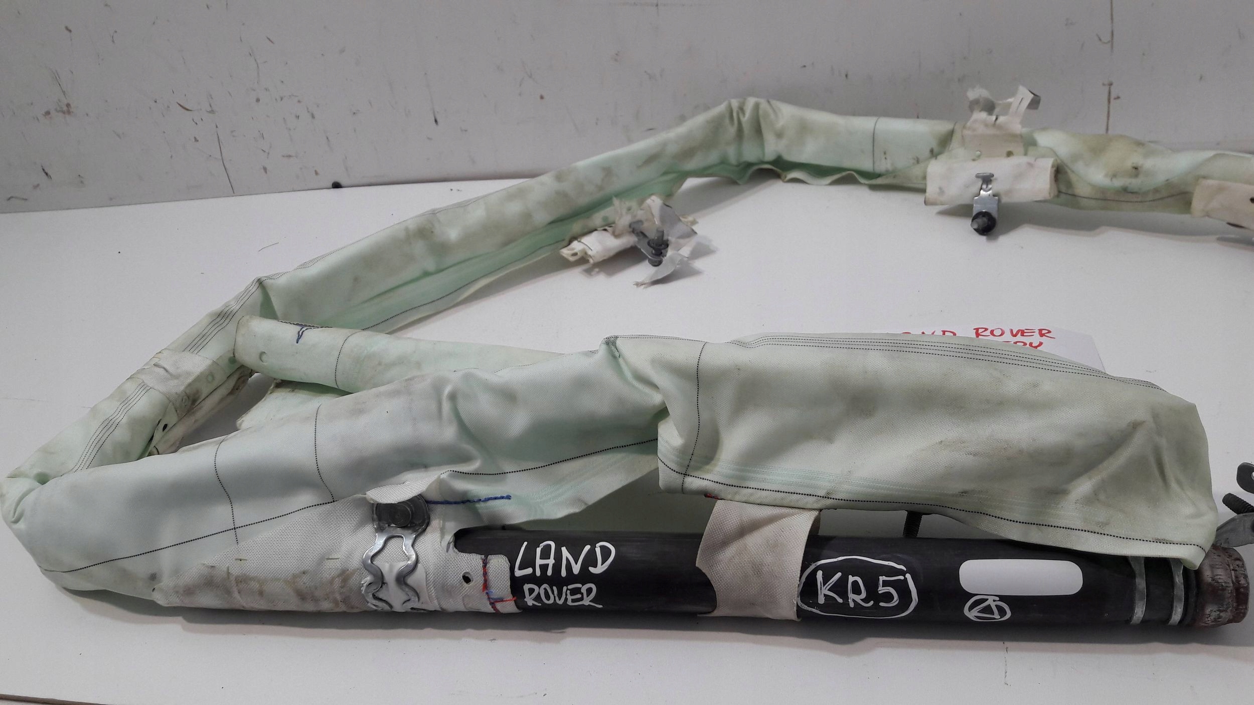 Land Rover Discovery Dachvorhang Airbag links (KR5)