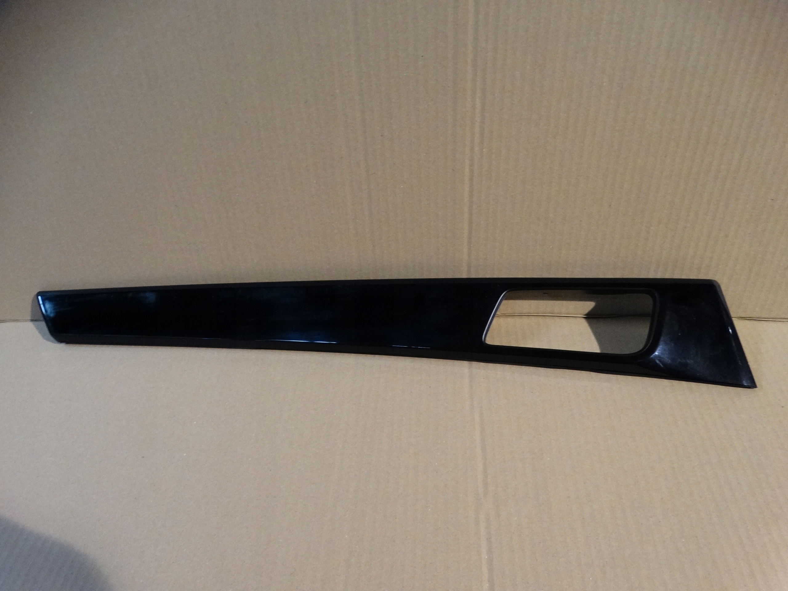 moulding DECOR door left rear PANAMERA 971 1