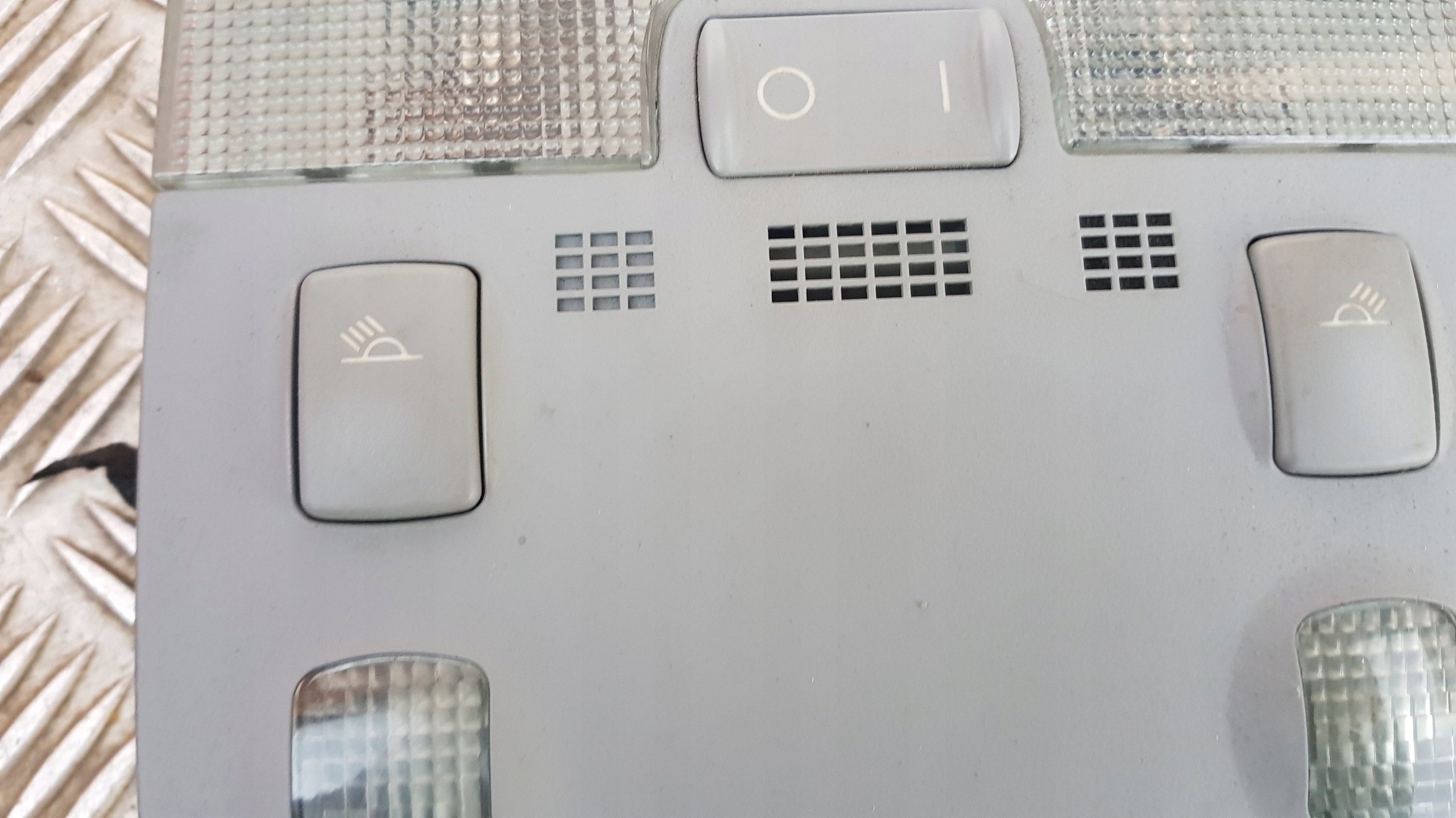AUDI A4 B6 OSWIETLENIE light roofs cabs front KOMBI