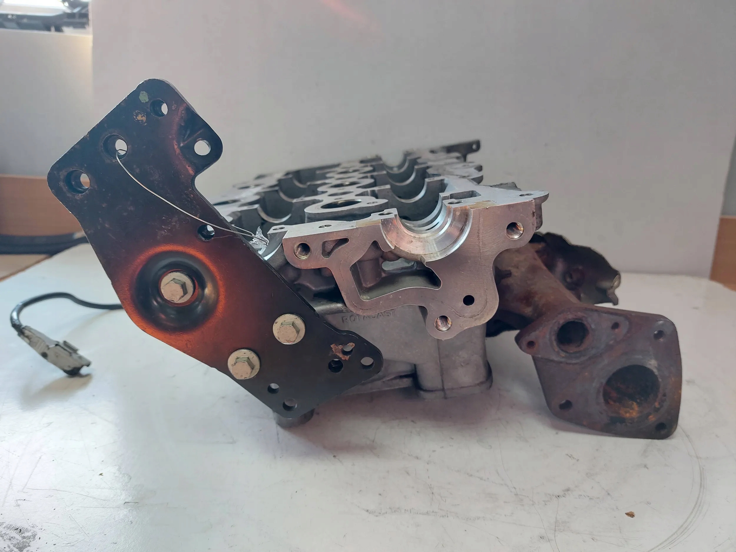 head. right 4R8Q-6090 Land Rover Jaguar 2.7 D