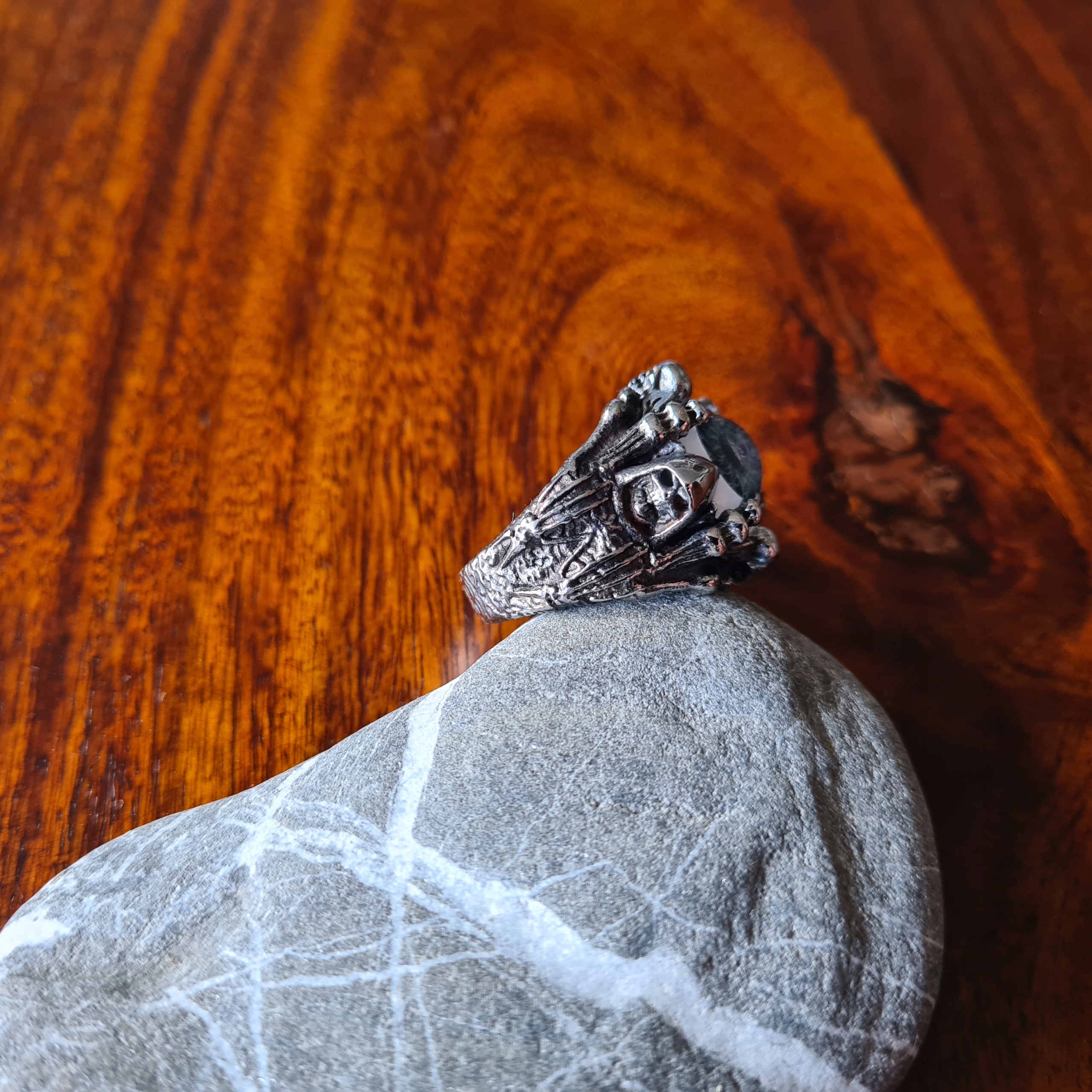 SREBRNY SYGNET OKO PROROKA EVIL EYE PIERŚCIEŃ PIERŚCIONEK R22 Materiał stal