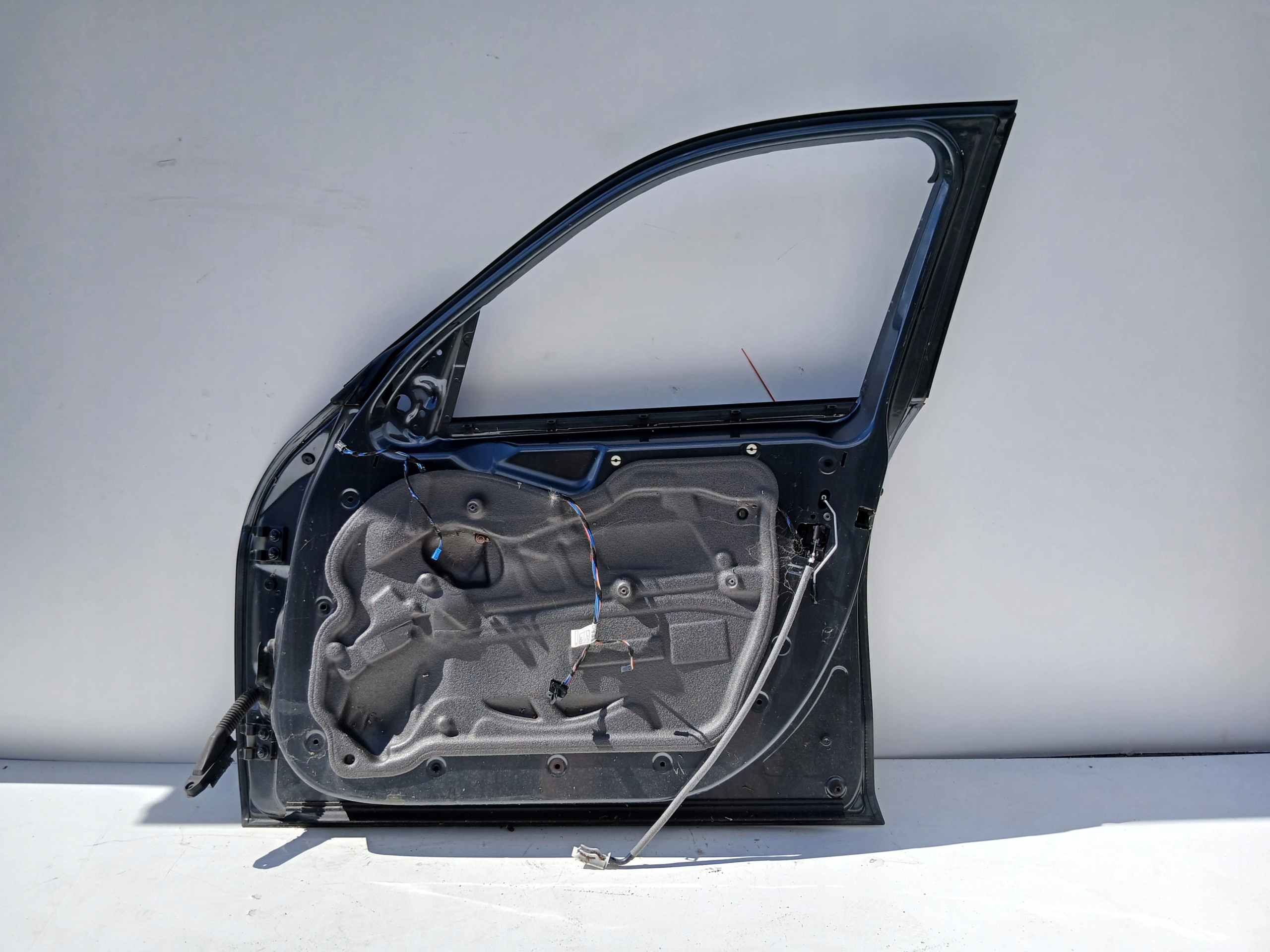 vrata desna prednje BMW X1 E84 B39