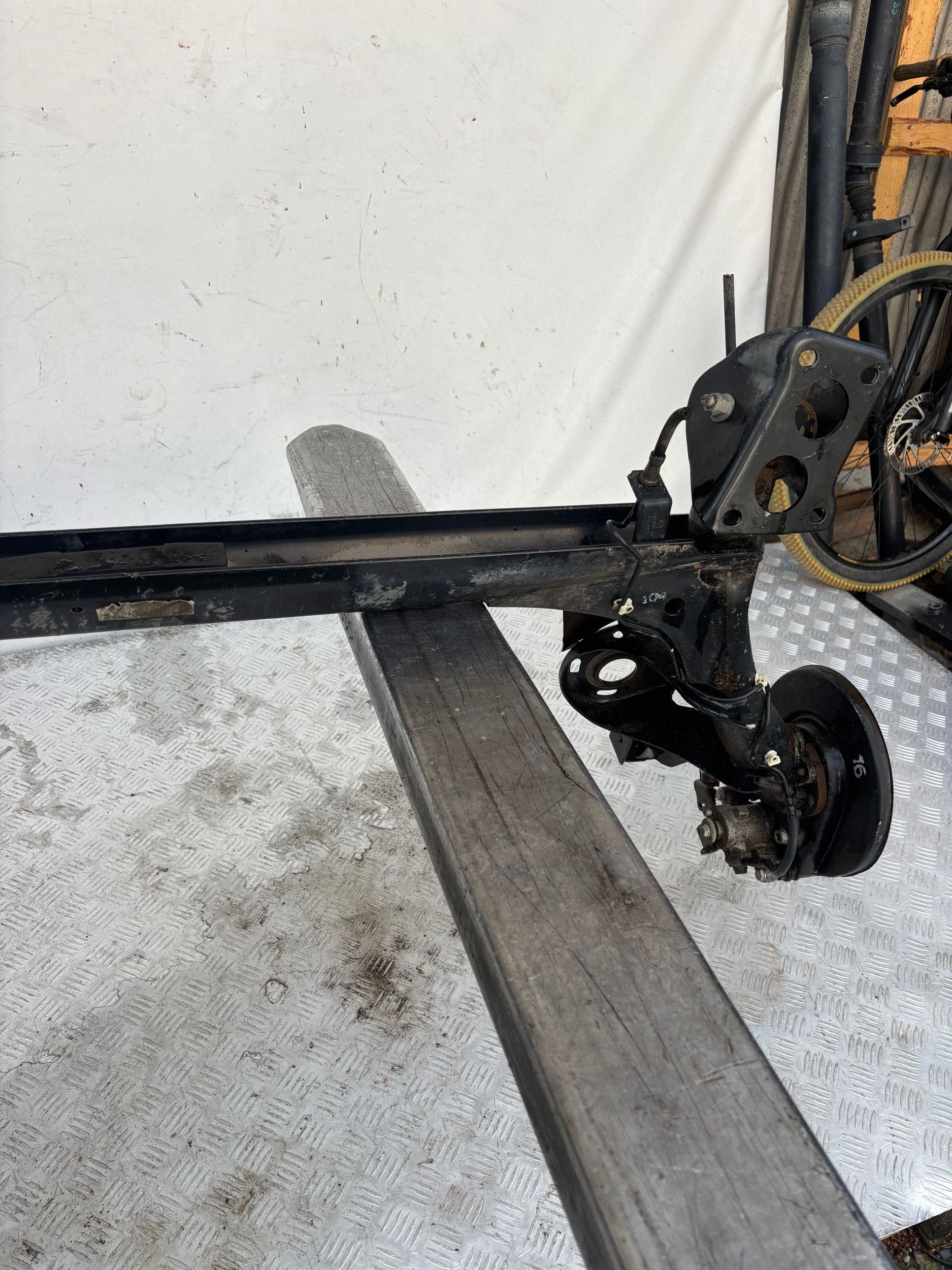 sider rear axis VW GOLF IV 4