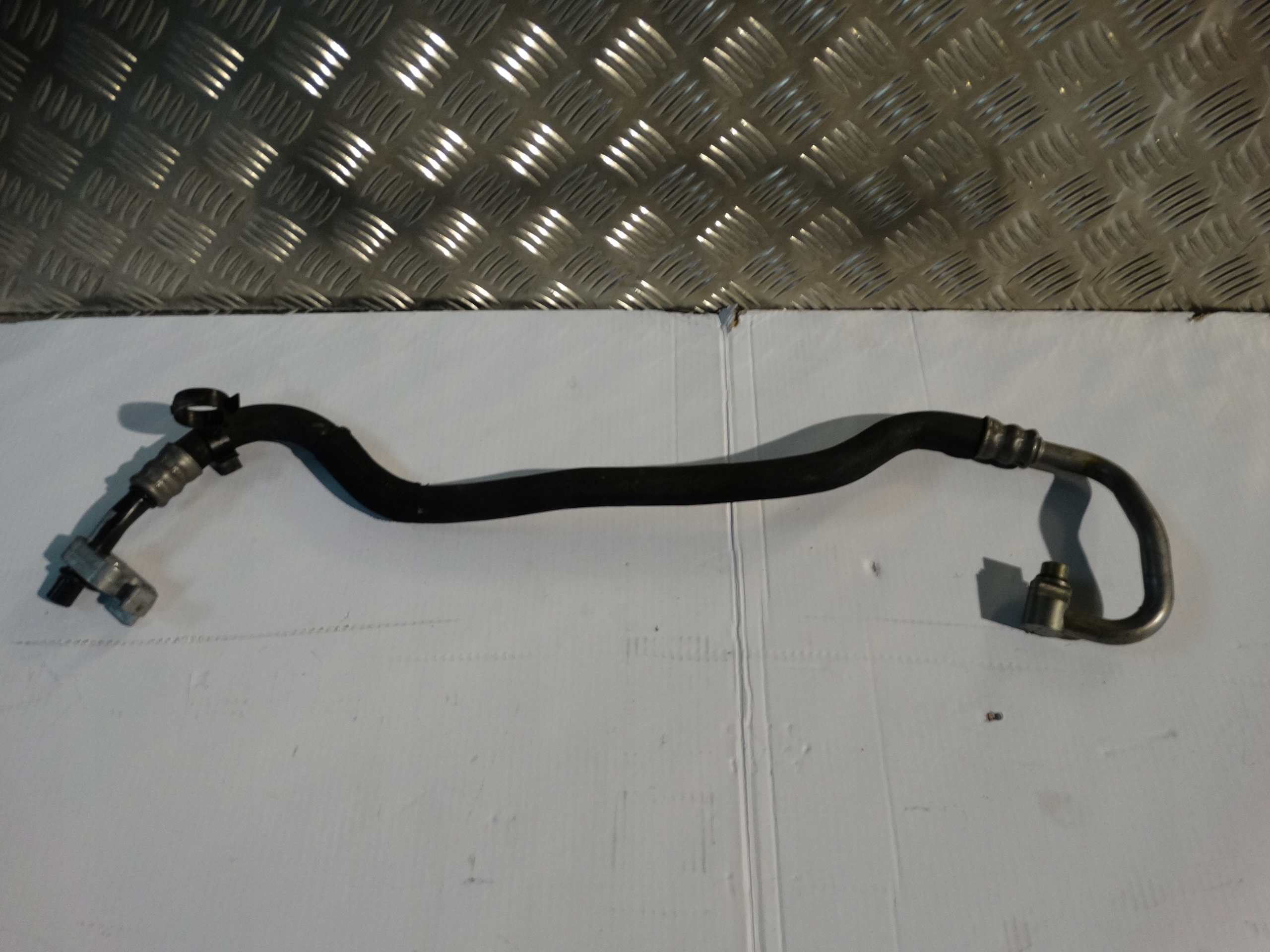 IDEALNY ÖLLEITUNG BMW E82 E88 135I N54 1